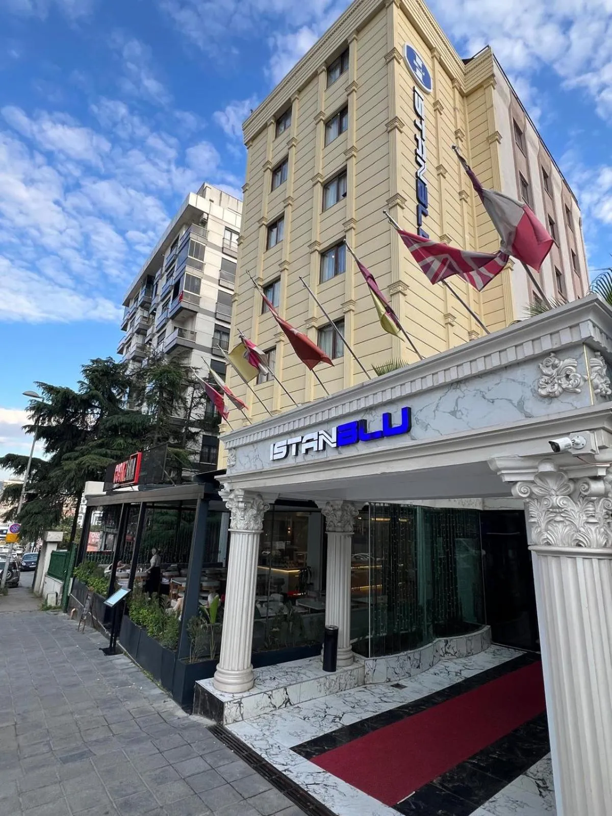 Istanblu Hotel Ataşehir