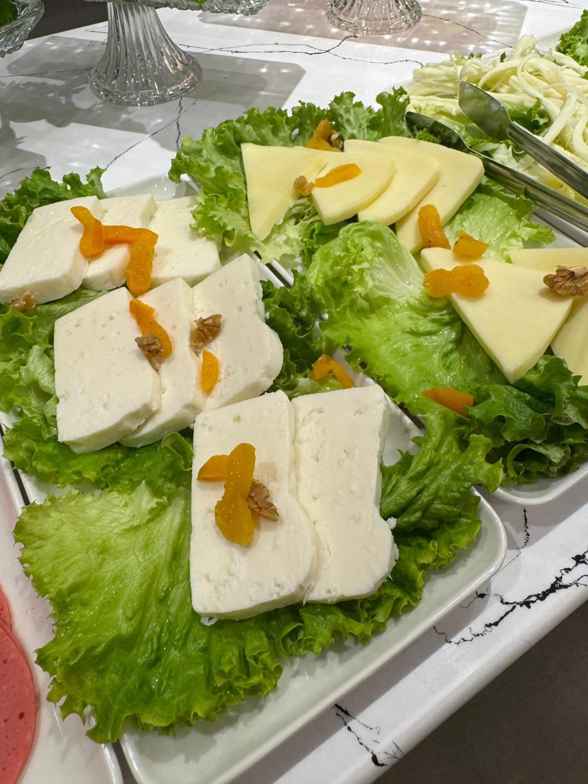 Restaurant/places to eat in Istanblu Hotel Ataşehir