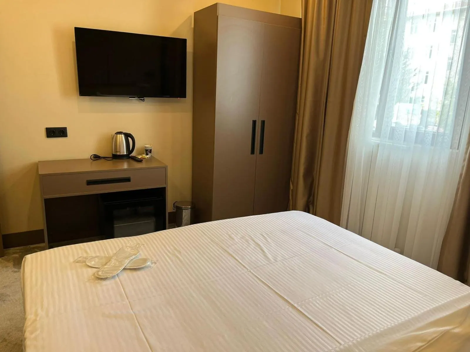 TV and multimedia, Bed in Istanblu Hotel Ataşehir