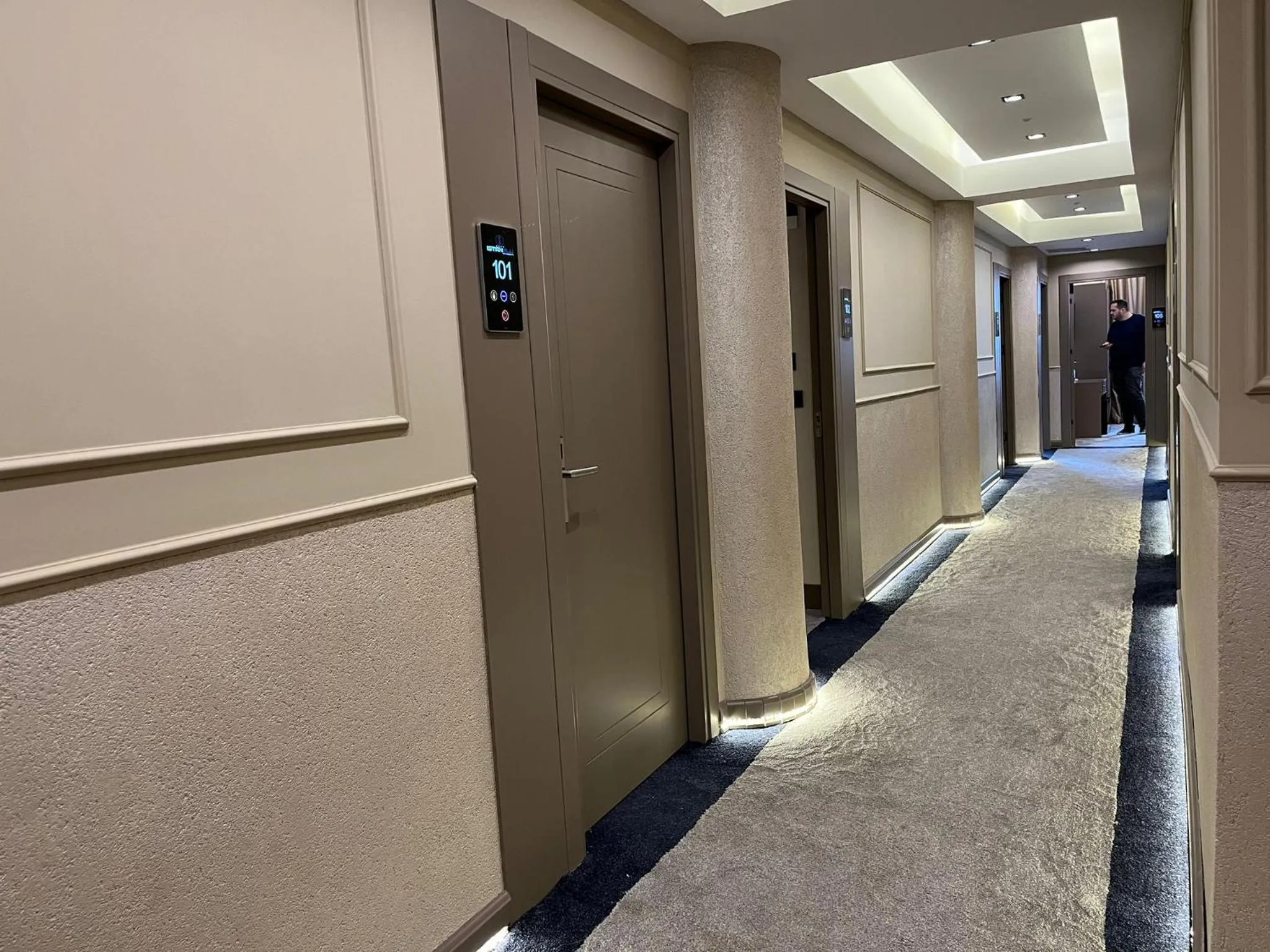 elevator in Istanblu Hotel Ataşehir