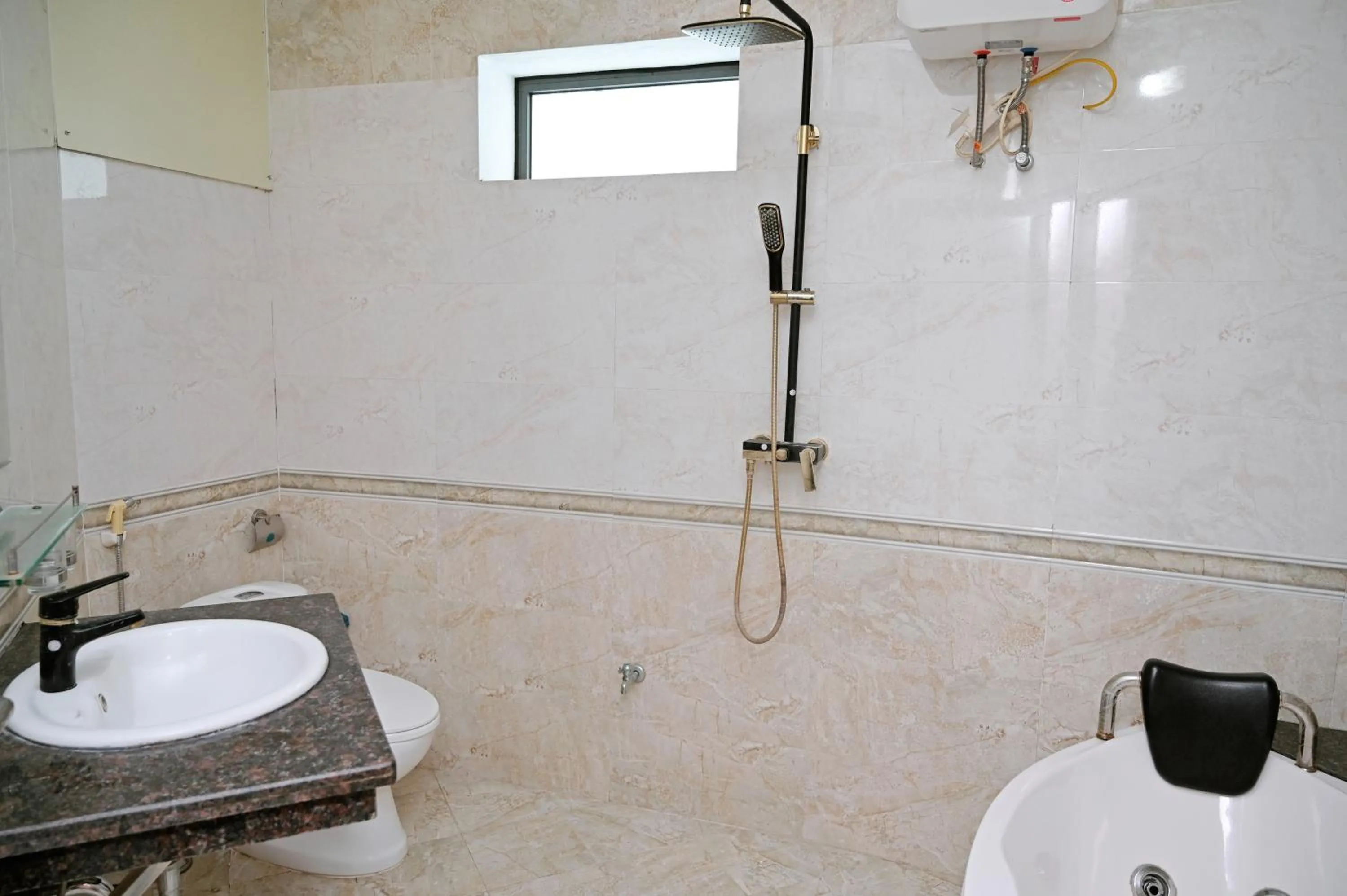 Khách sạn Hoàng Hà River Town