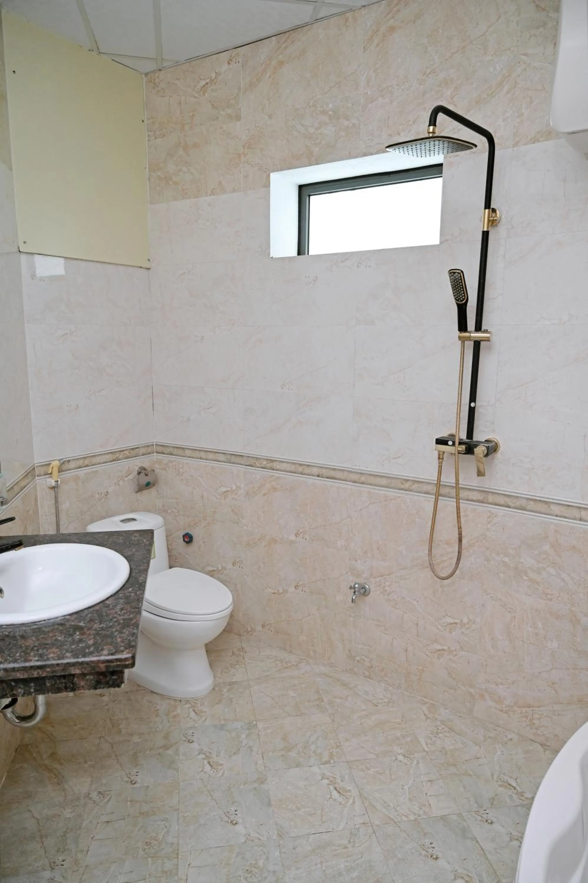 Khách sạn Hoàng Hà River Town