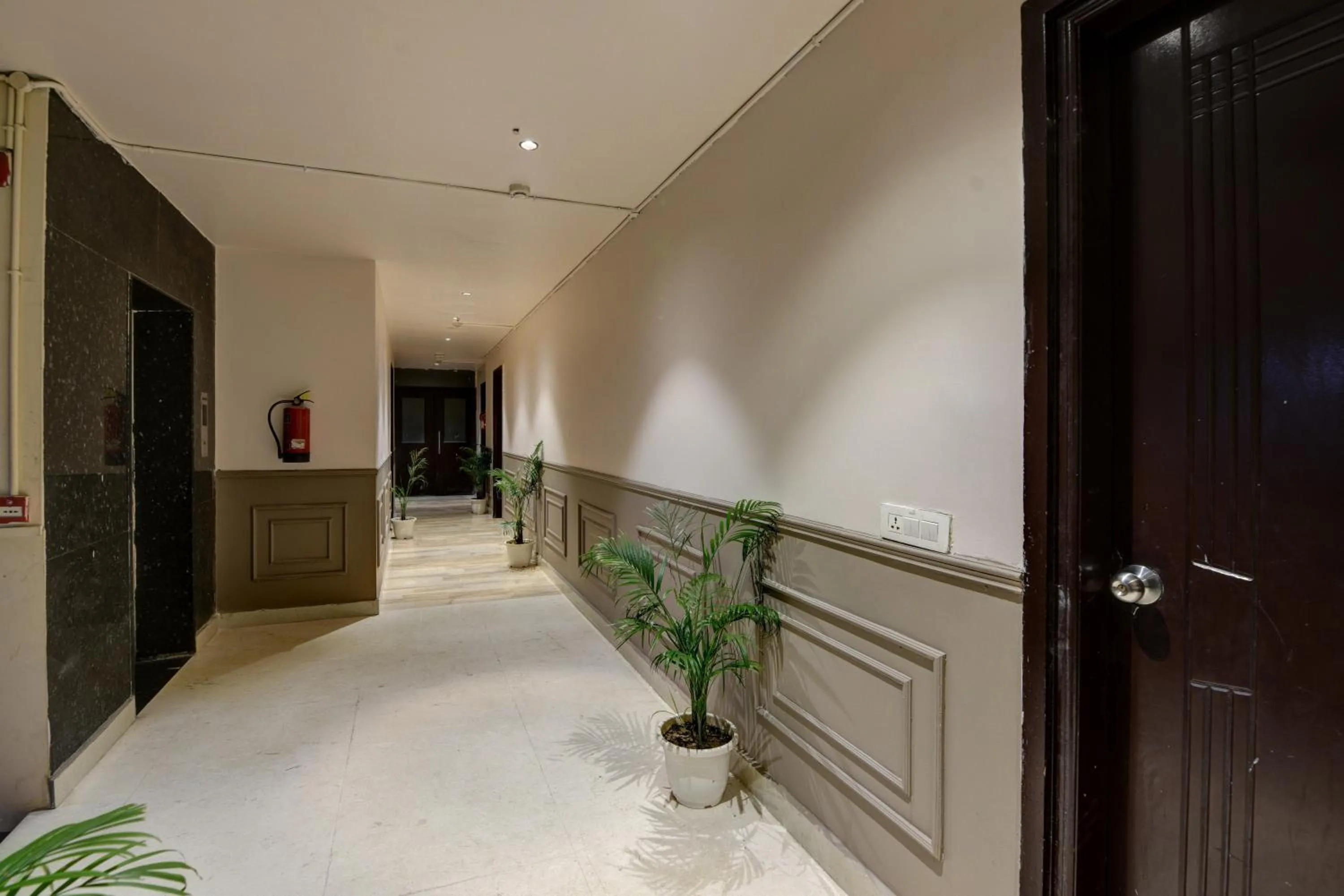 Lobby or reception in Qotel Comfort AT Residency Kaushambi Anand Vihar