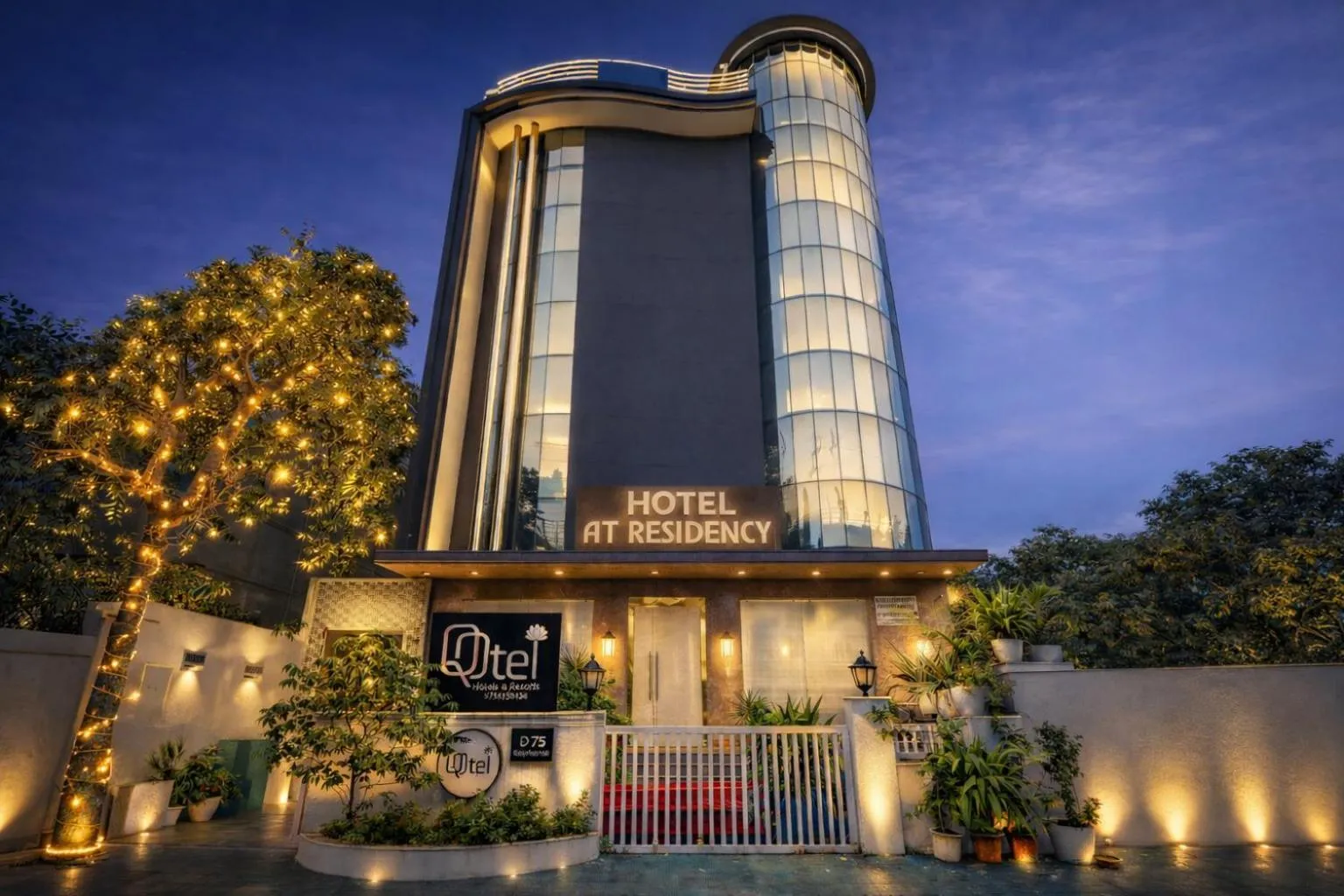 Property building in Qotel Comfort AT Residency Kaushambi Anand Vihar