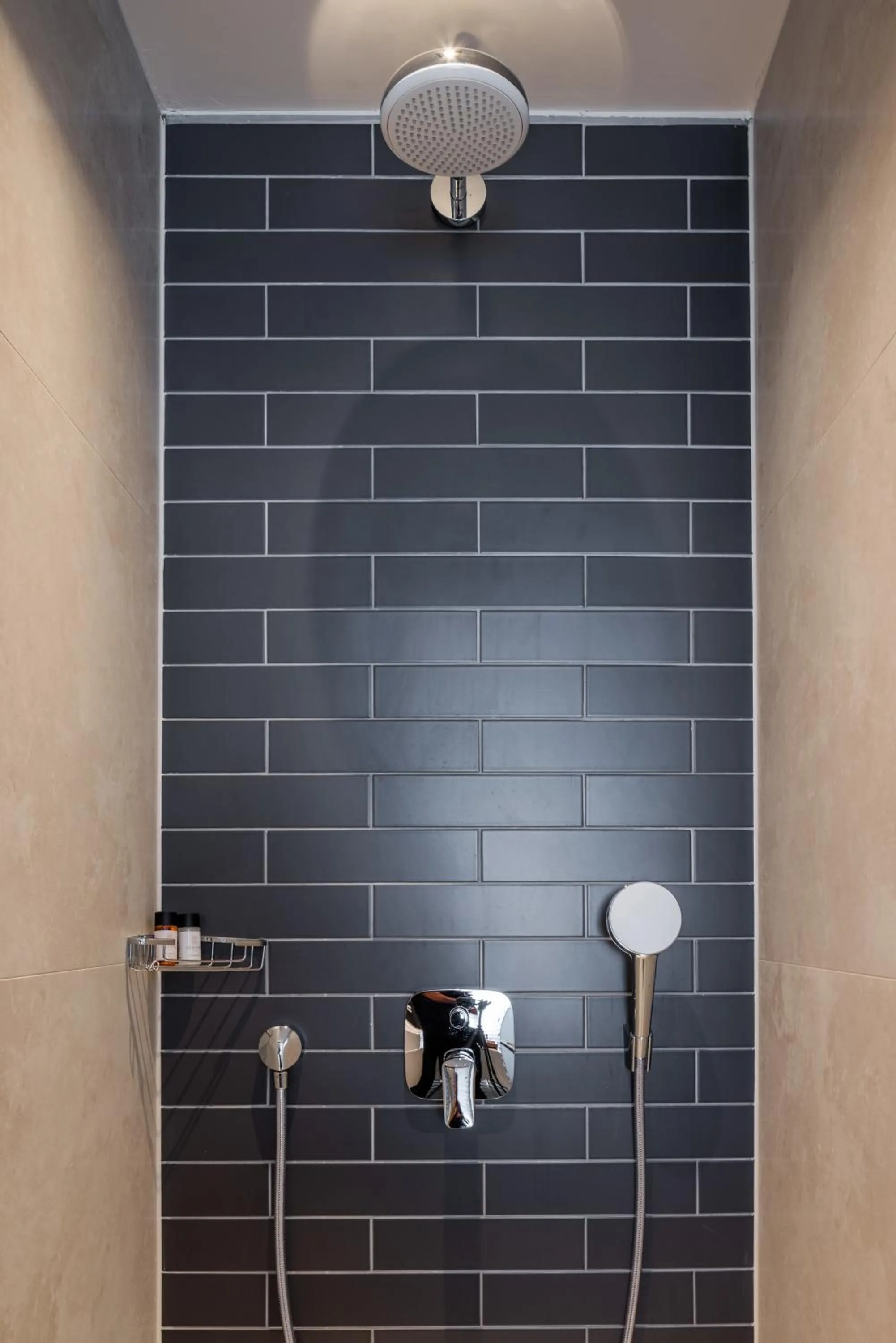 Bathroom in Derand Hotel