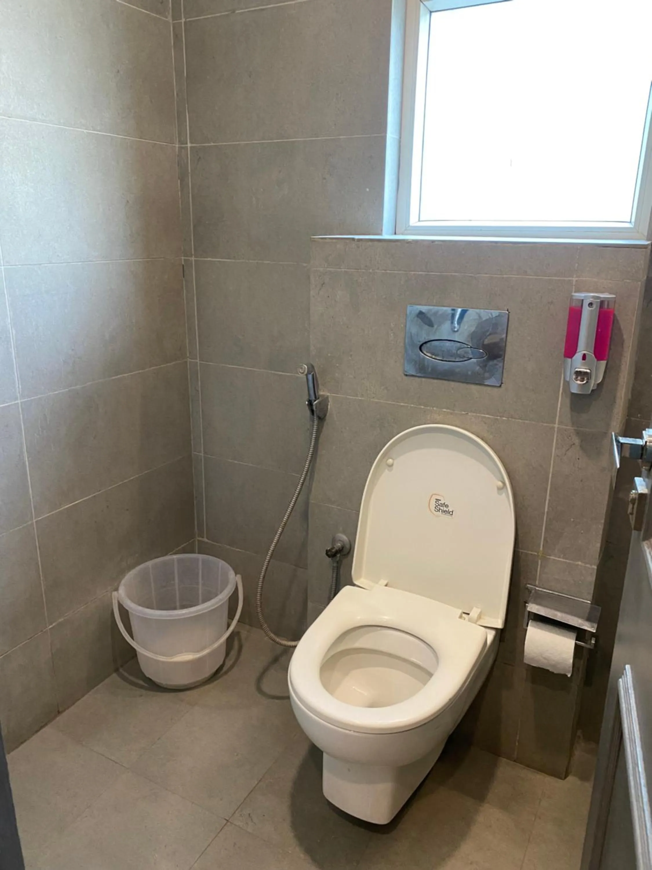 Toilet in Qotel Comfort IP Residency East Delhi Preet Vihar