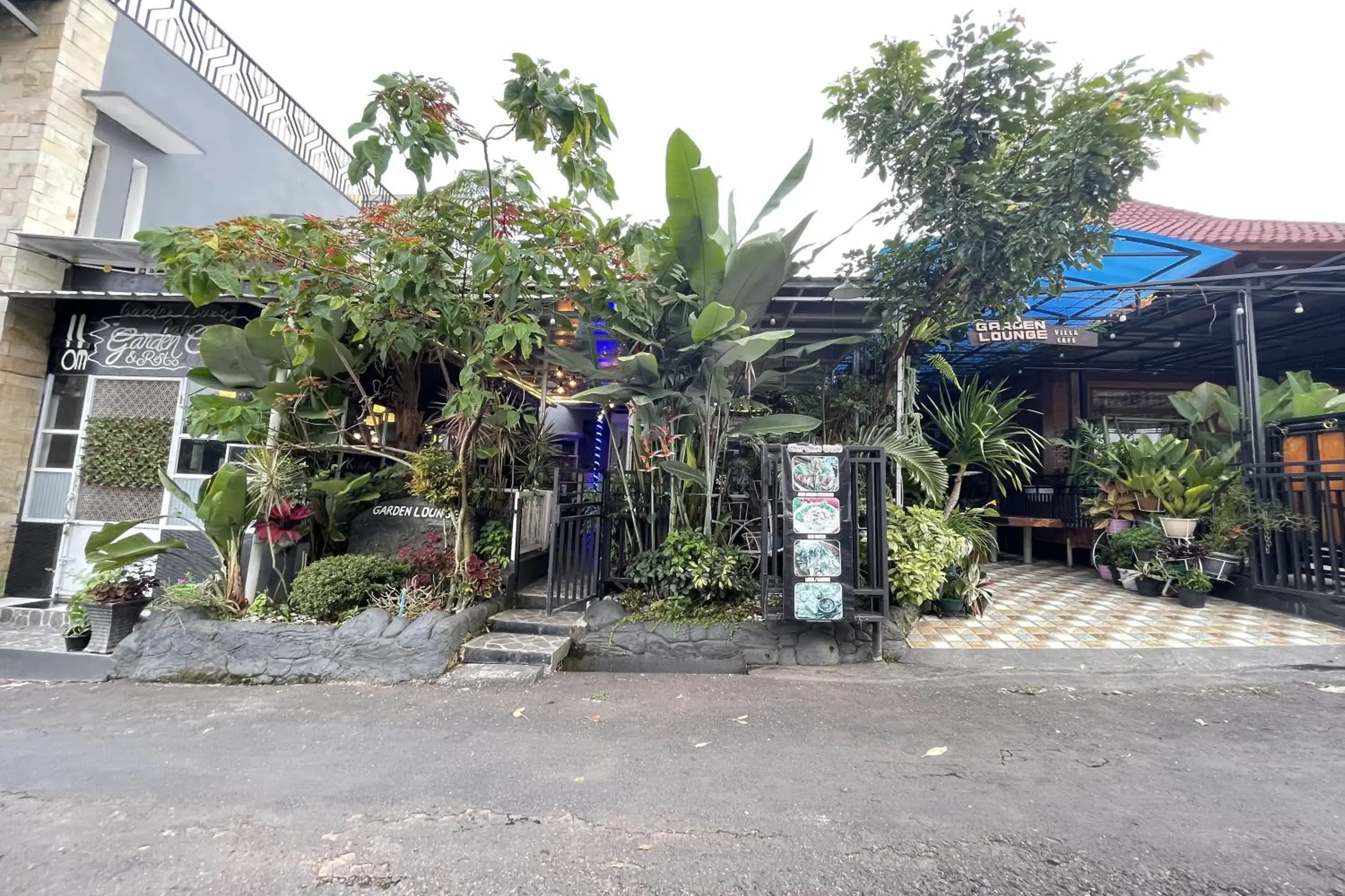 Property building in Garden Lounge Villa Property building in Garden Lounge Villa