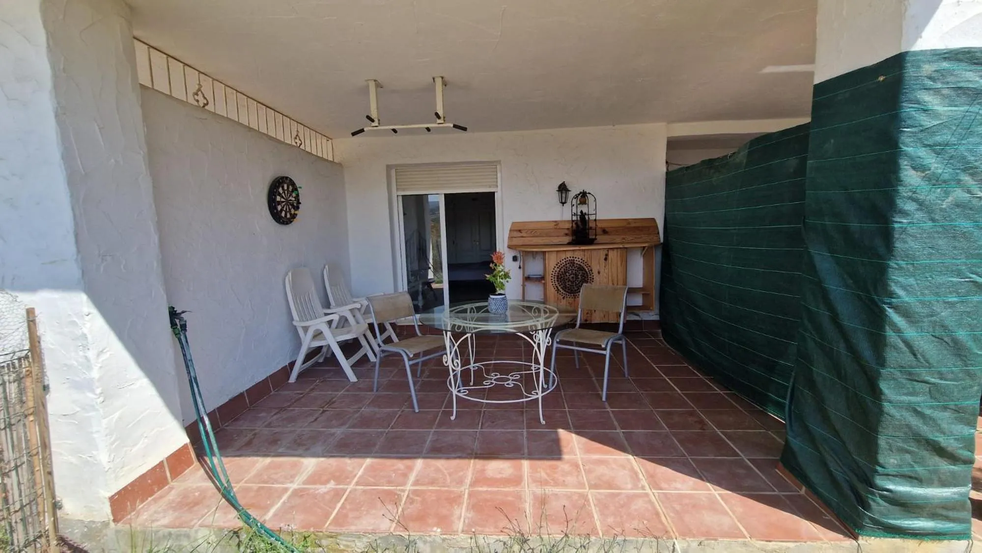 Double Room with Patio - single occupancy in HillView Rooms in Manilva