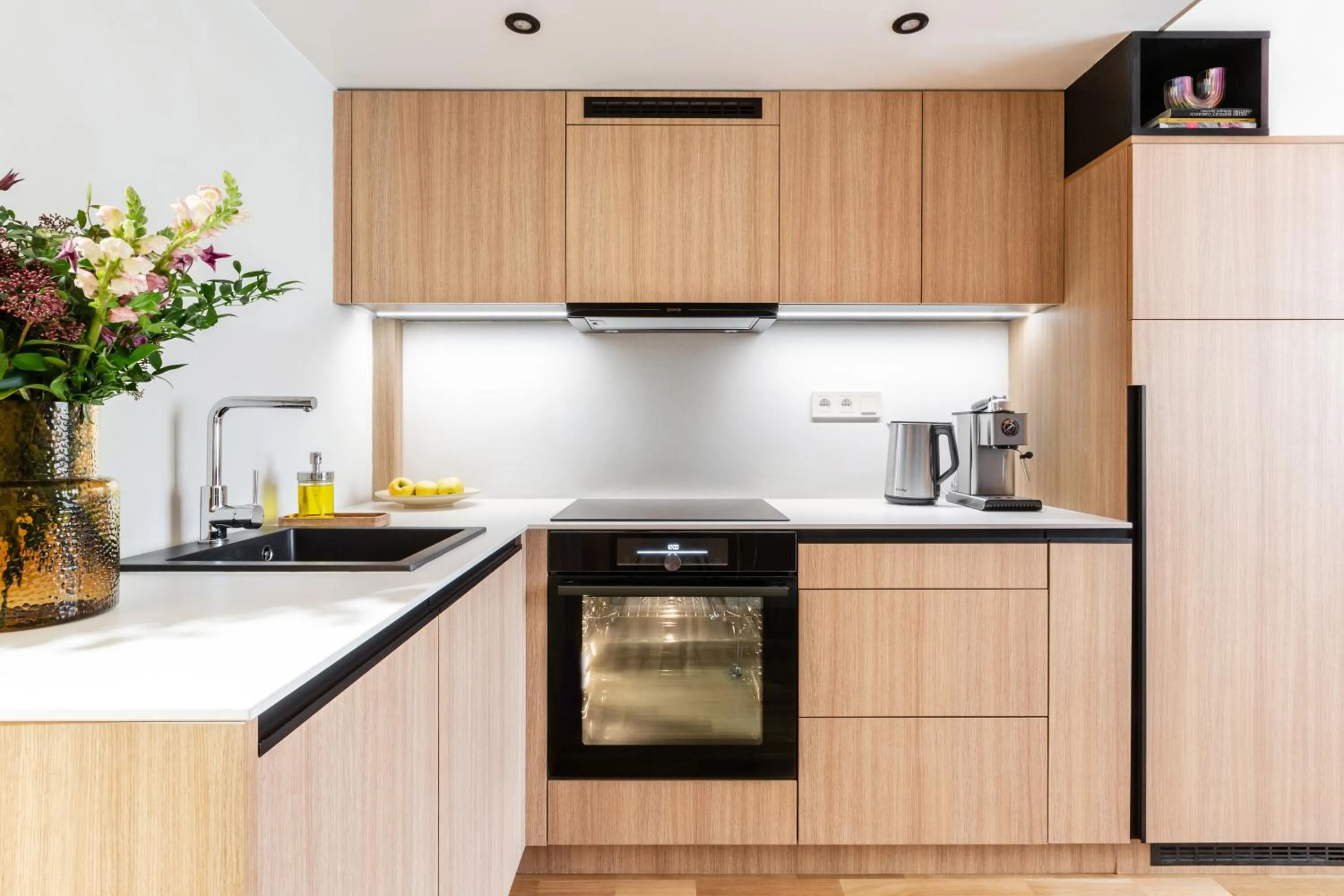 Coffee/tea facilities in TurnKey I Charles Square Apartments