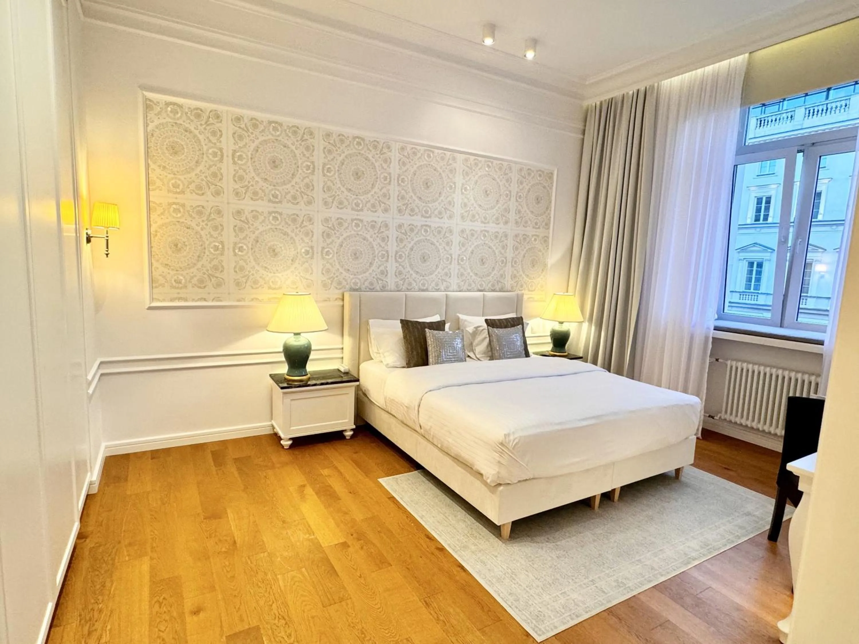 Bed in MONDRIAN Luxury Apartments Old Town