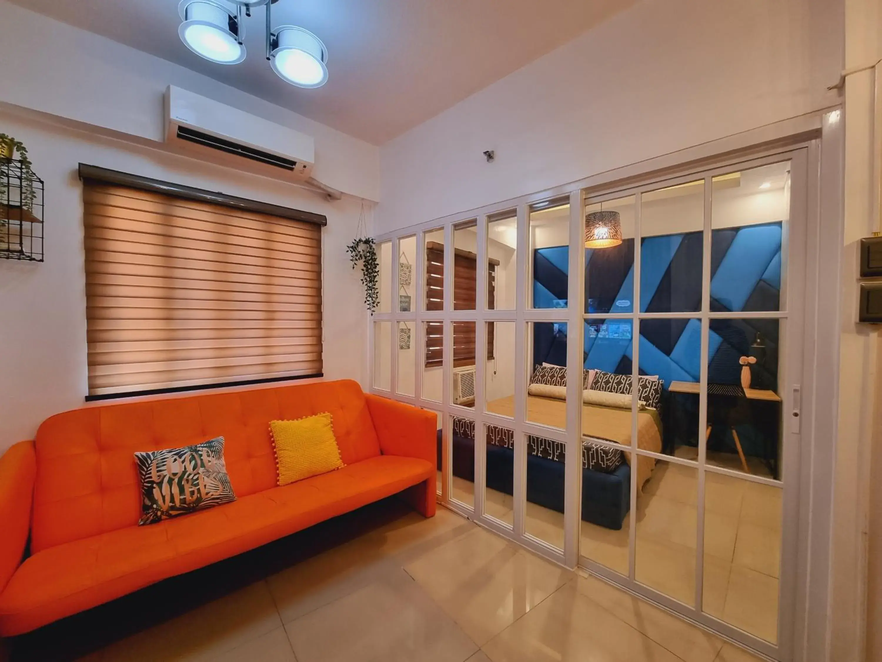 Modern Minimalist Condo near Airport Modern Minimalist Condo near Airport