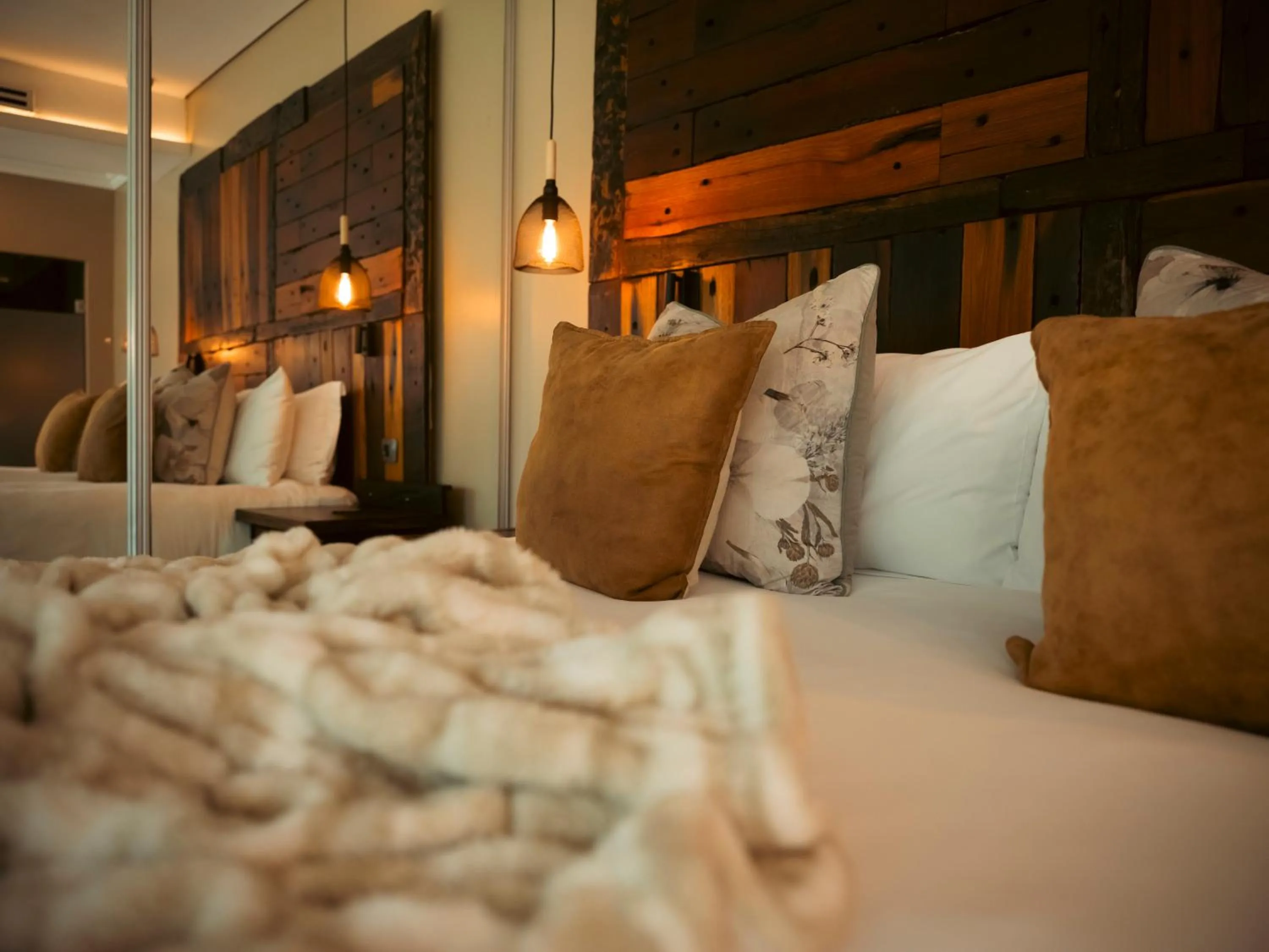 Bed in Shekinah Lion & Game Lodge