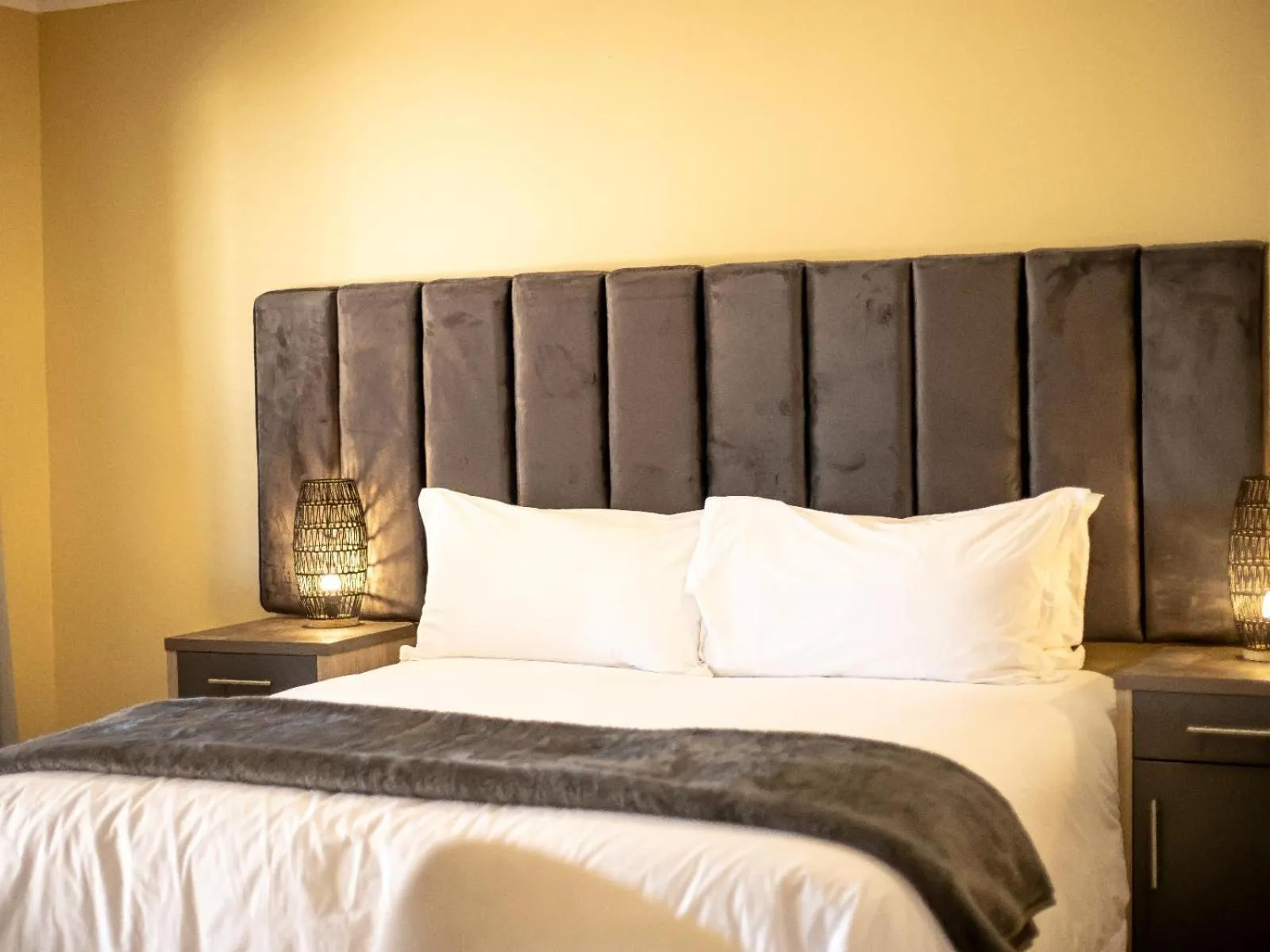 Bed in Shekinah Lion & Game Lodge