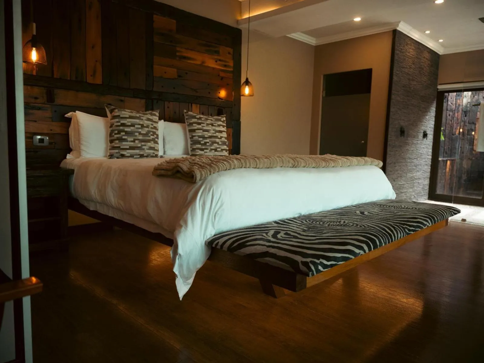 Bed in Shekinah Lion & Game Lodge