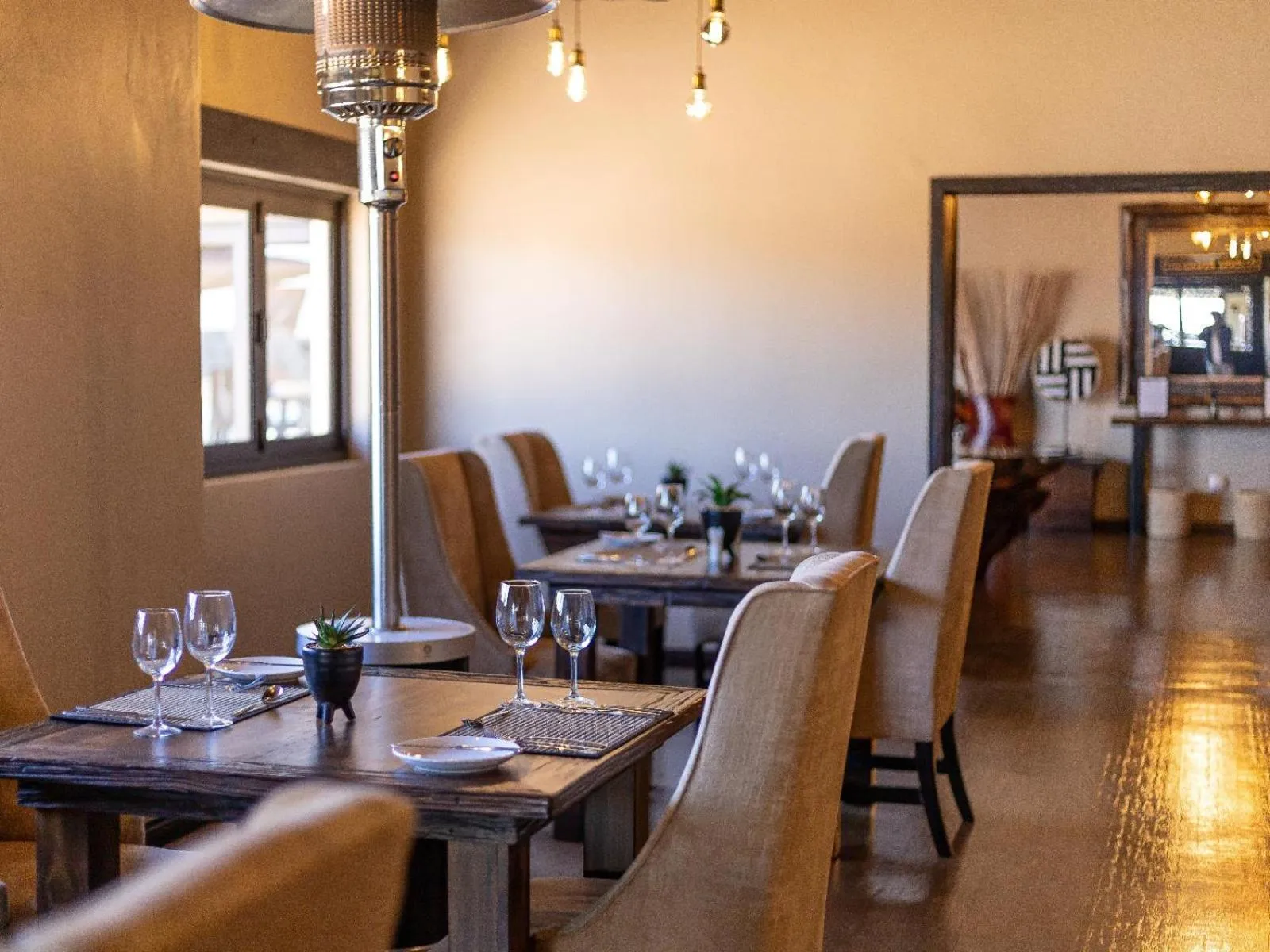 Restaurant/places to eat in Shekinah Lion & Game Lodge