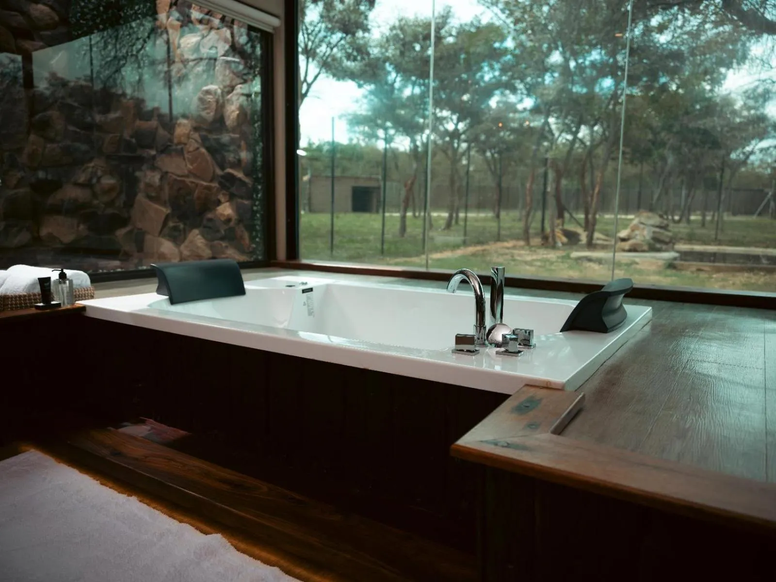 Bathroom in Shekinah Lion & Game Lodge