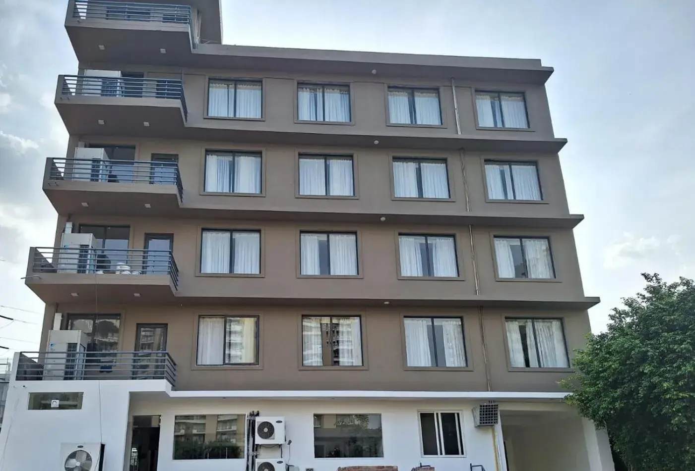 Property building in RR Galaxy Property building in RR Galaxy