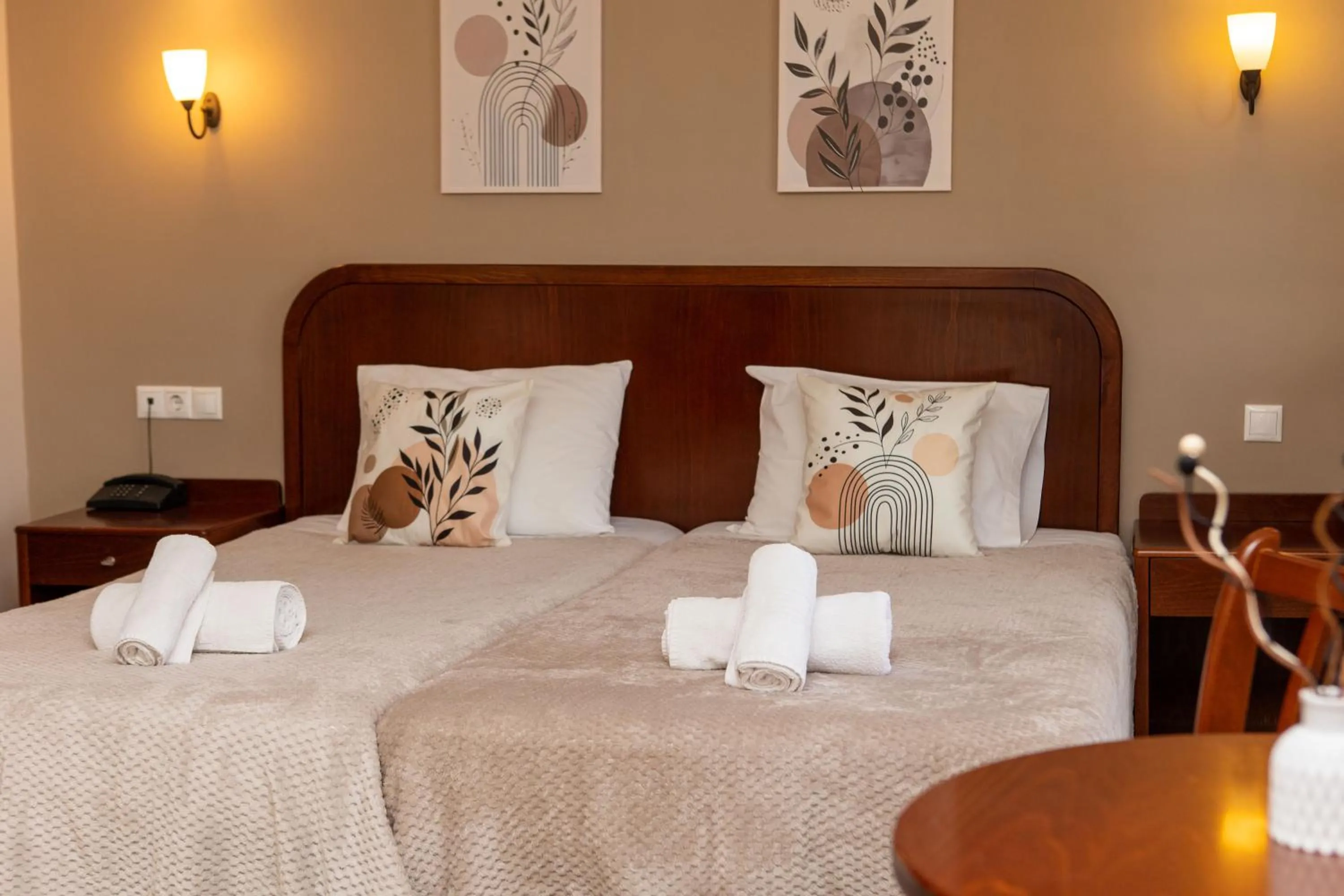 Bed in Hotel Strimoniko