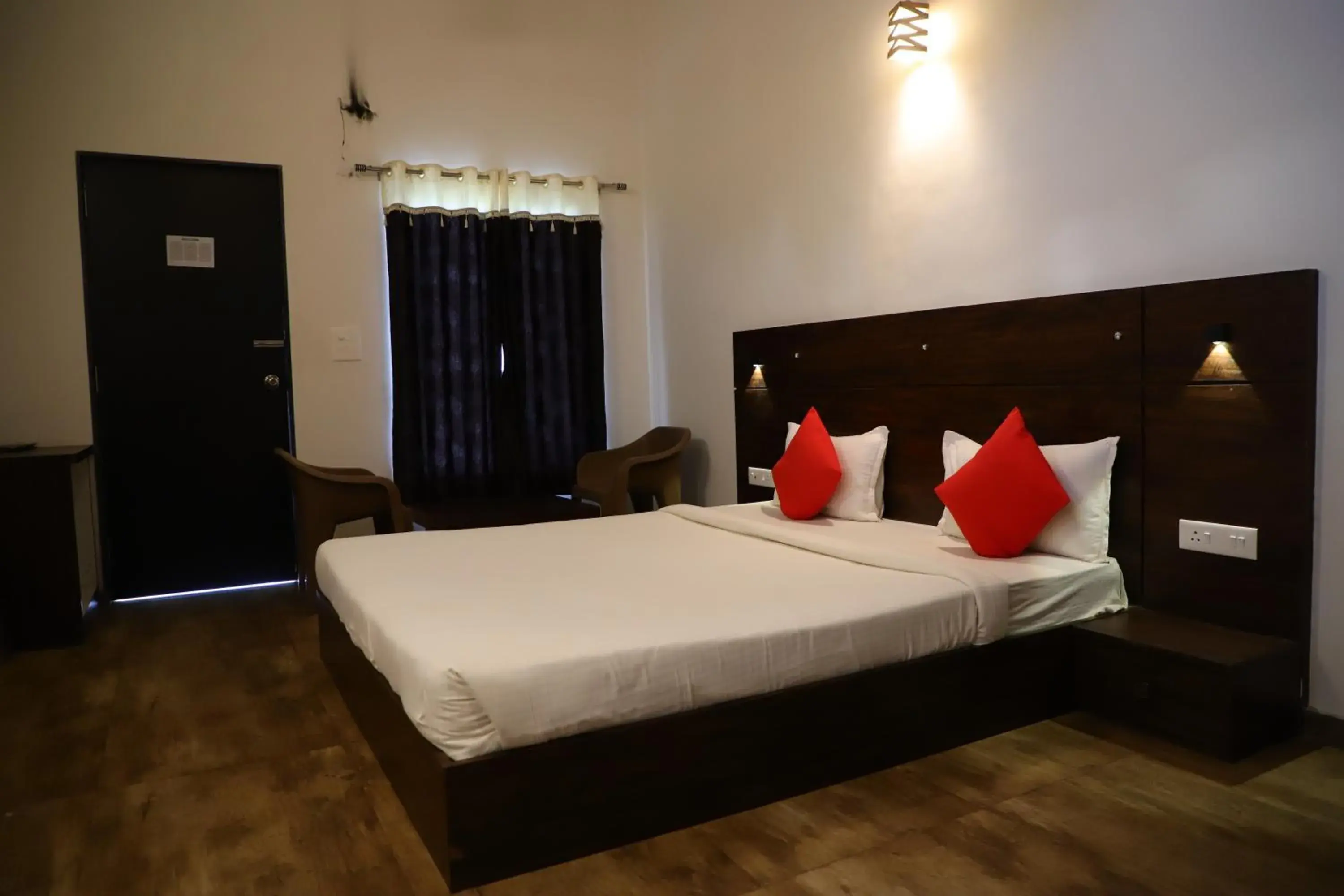 Deluxe Double Room in The Green Heritage Resort Igatpuri Deluxe Double Room in The Green Heritage Resort Igatpuri