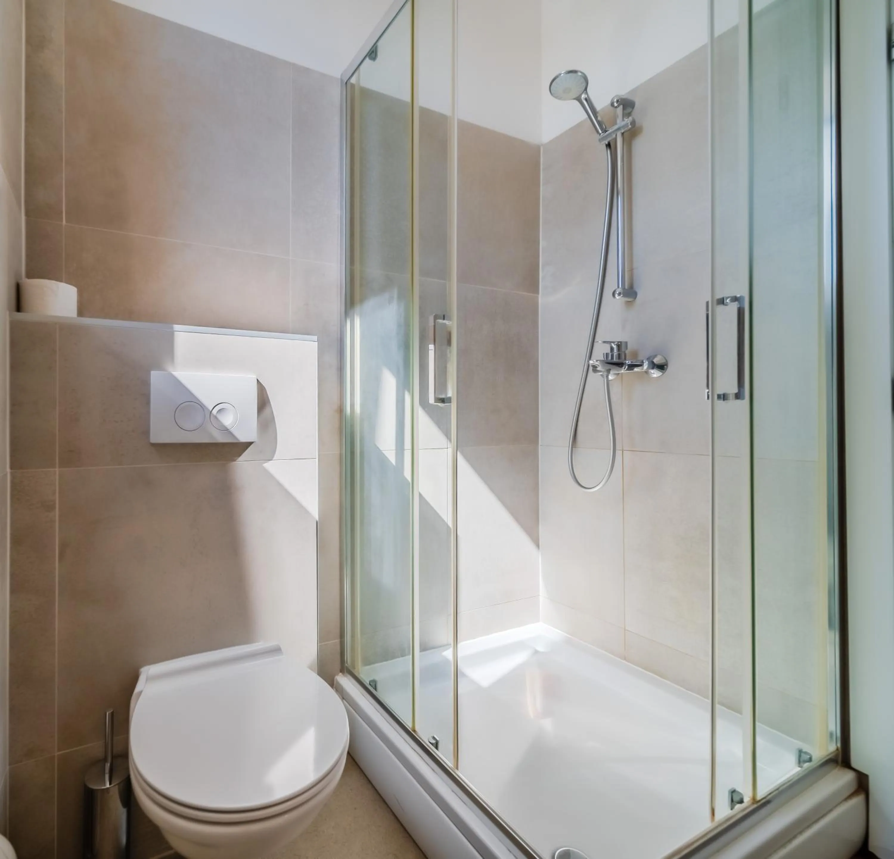 Apartments & Rooms Flowers