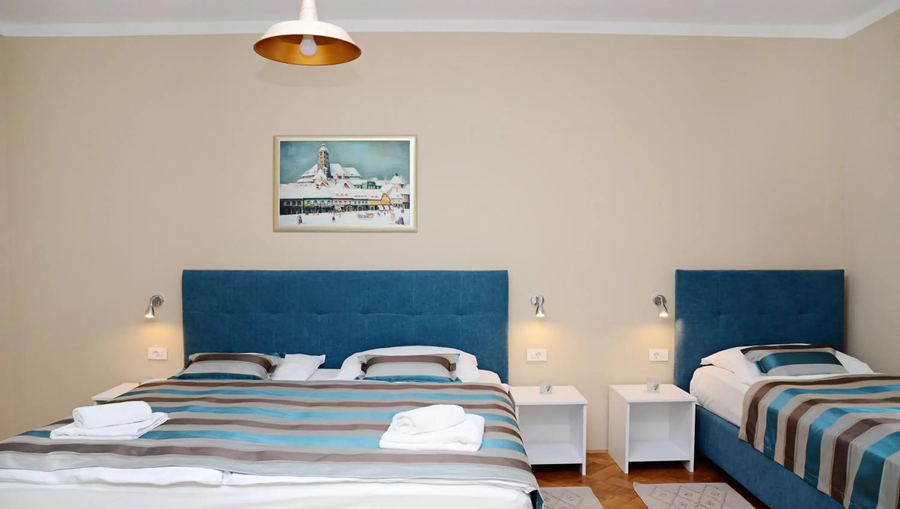 Two-Bedroom Apartment in Apartments & Rooms Flowers Two-Bedroom Apartment in Apartments & Rooms Flowers