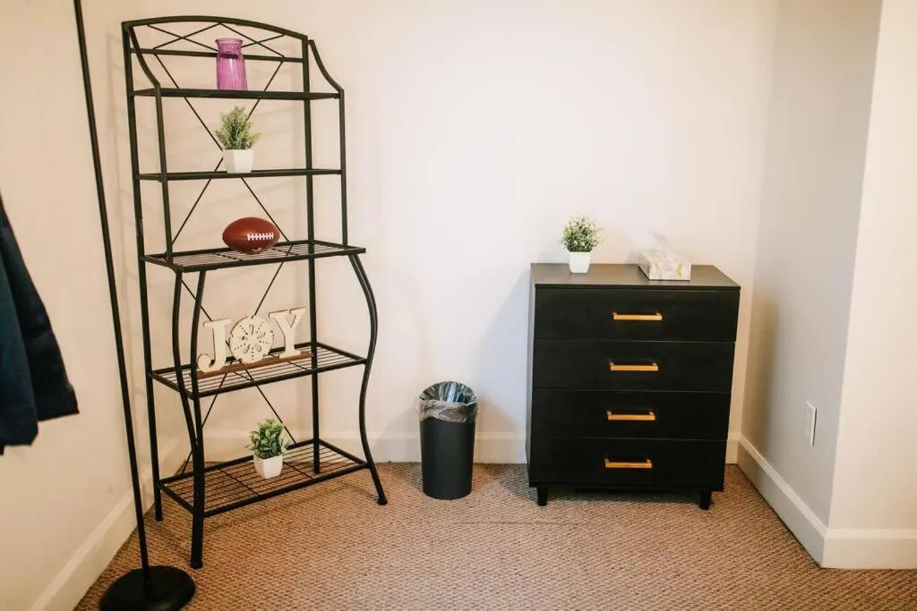 Cozy 3-Bed Athens Getaway, Right Near UGA!