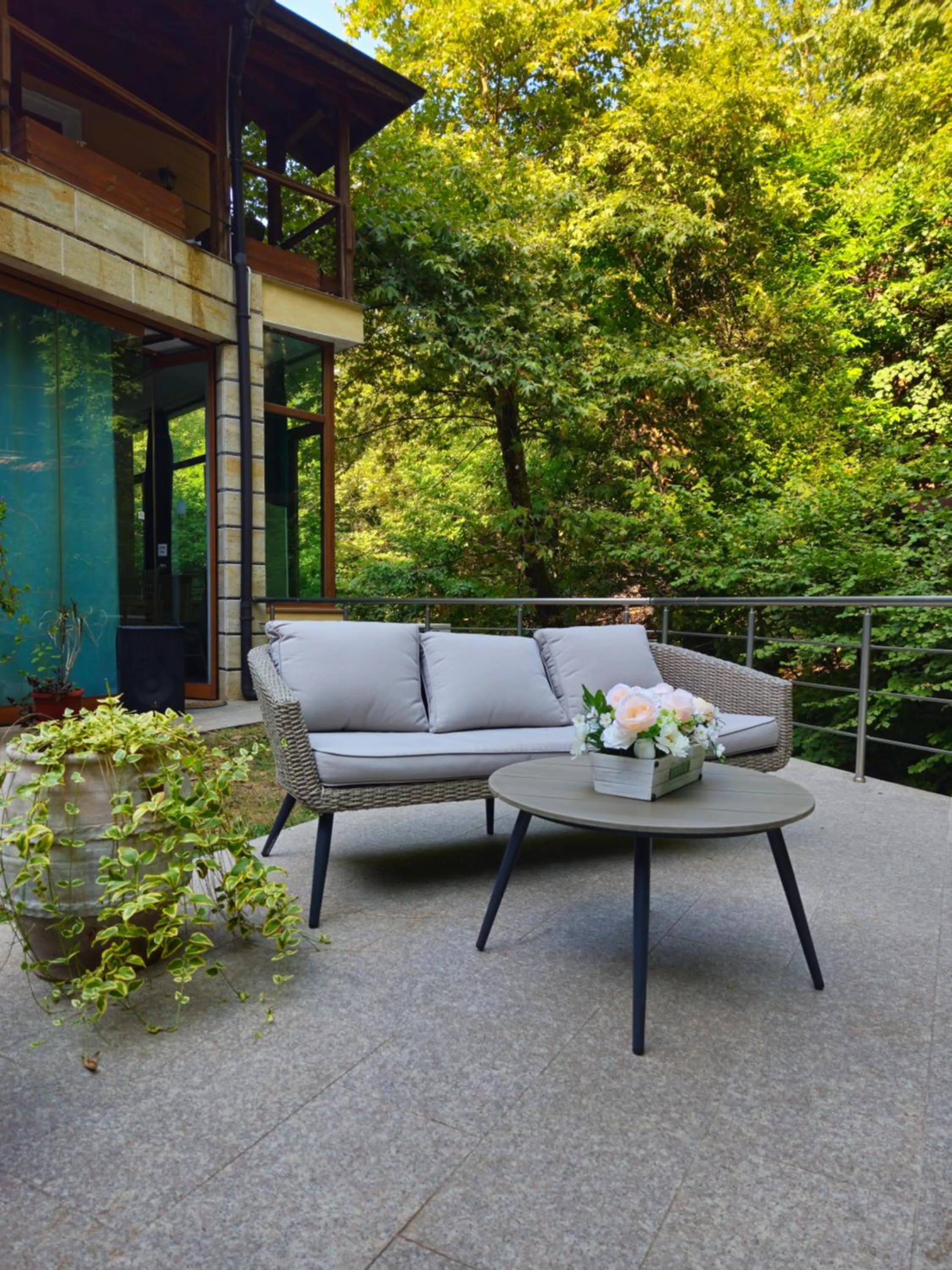 Patio in Hotel Saint Nedelya