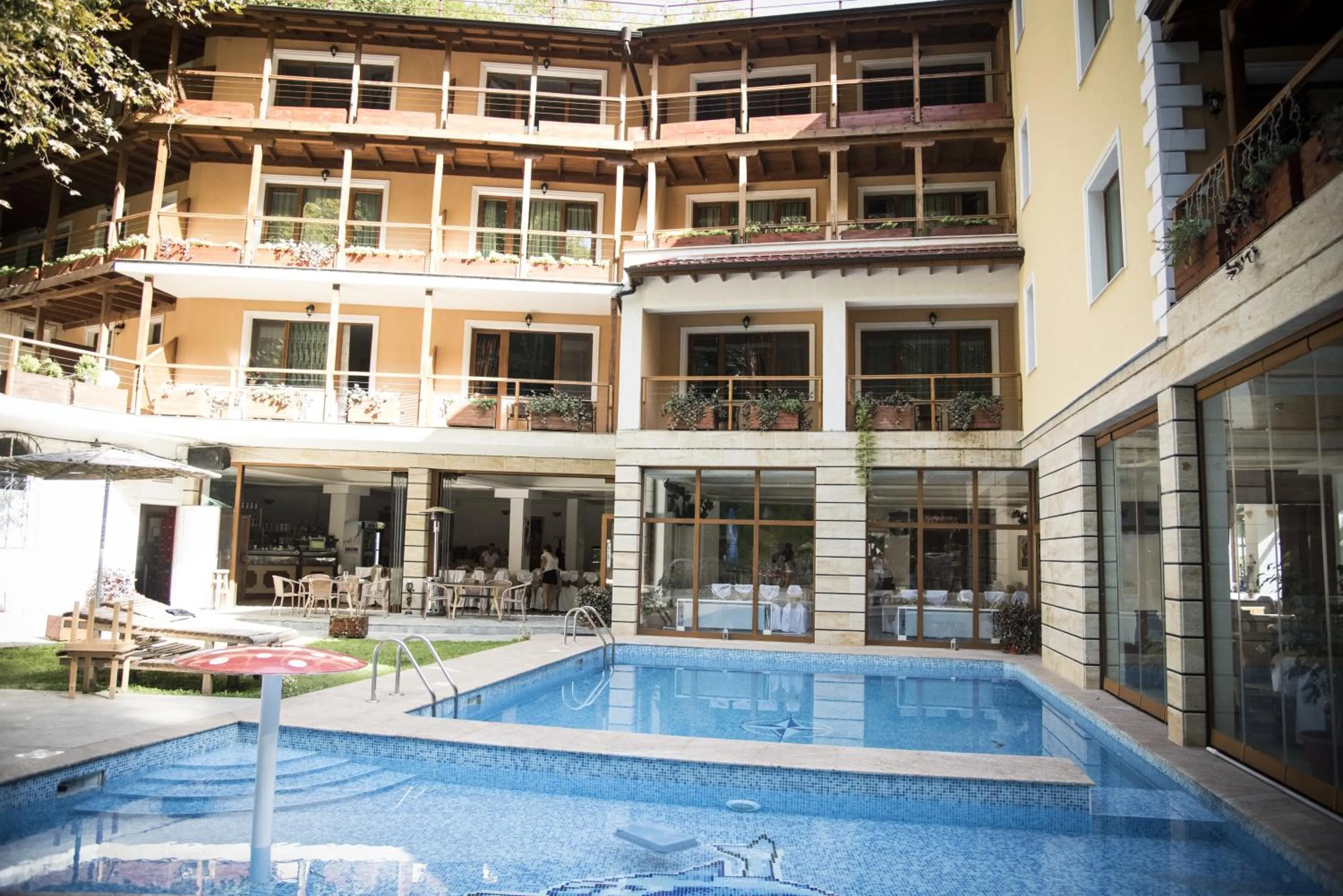 Property building in Hotel Saint Nedelya