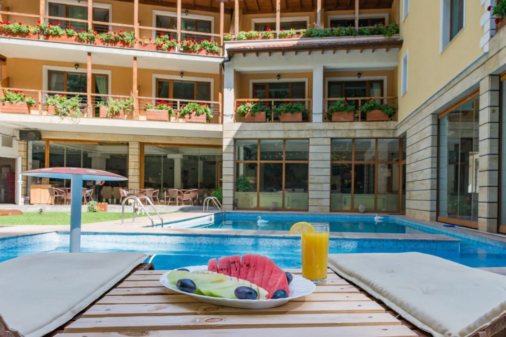 Property building in Hotel Saint Nedelya