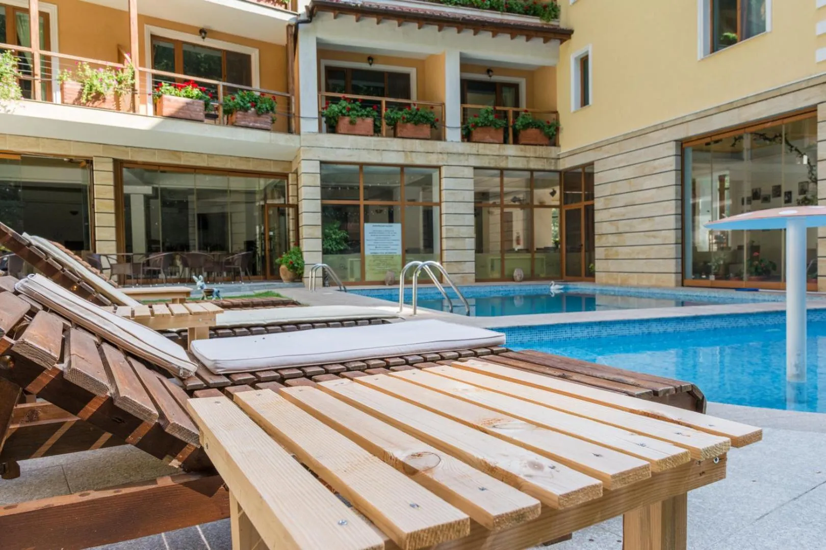Property building in Hotel Saint Nedelya