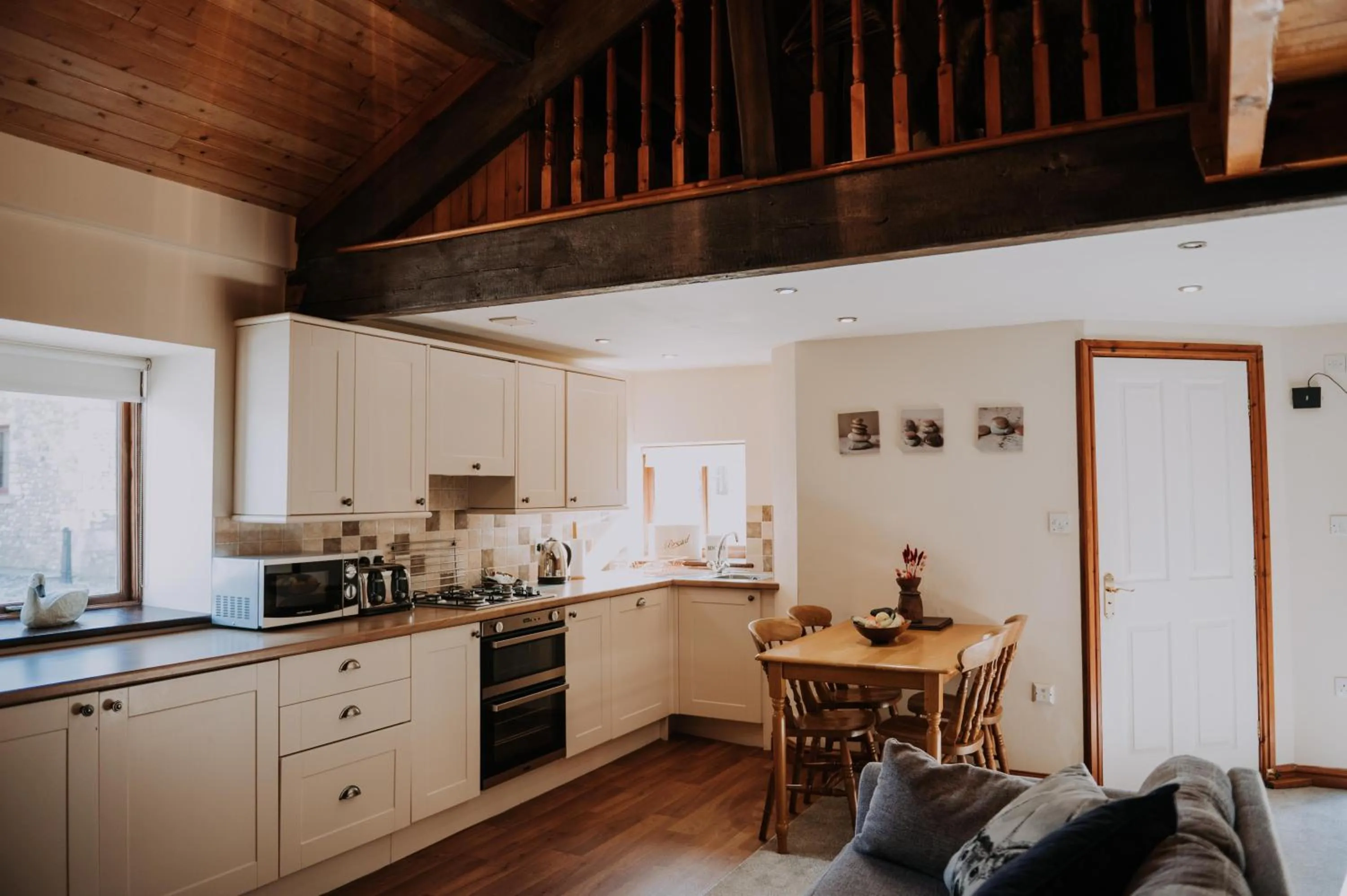 Pattys Barn Holiday Cottages, Cabins and Venue Hire