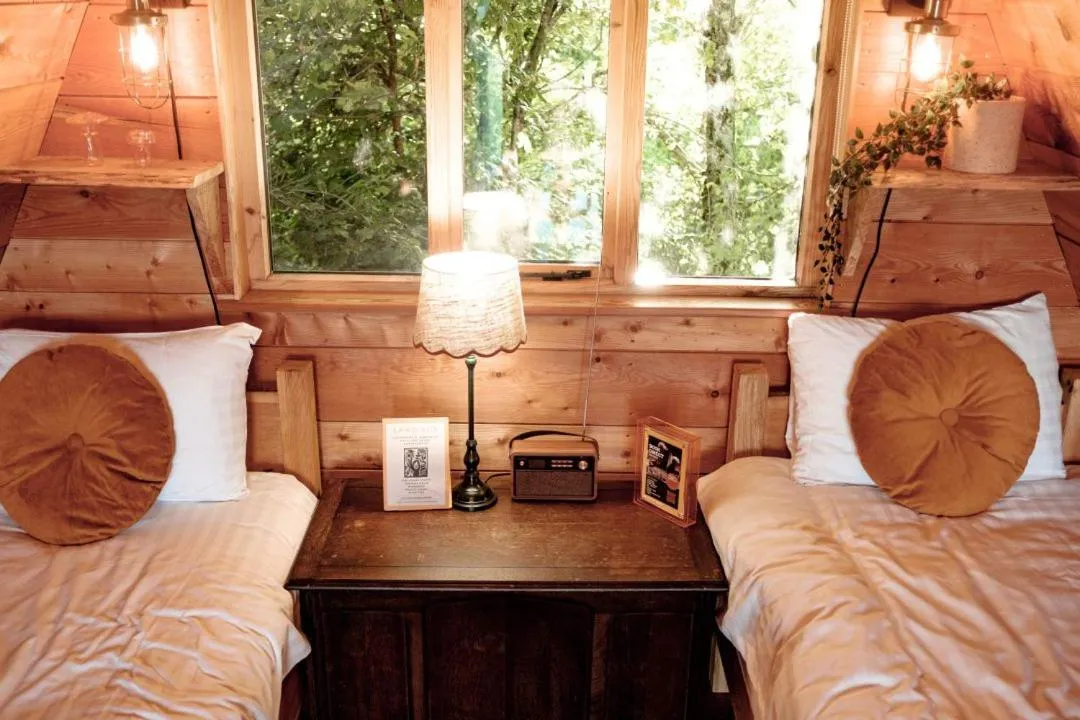 Bed in Pattys Barn Holiday Cottages, Cabins and Venue Hire