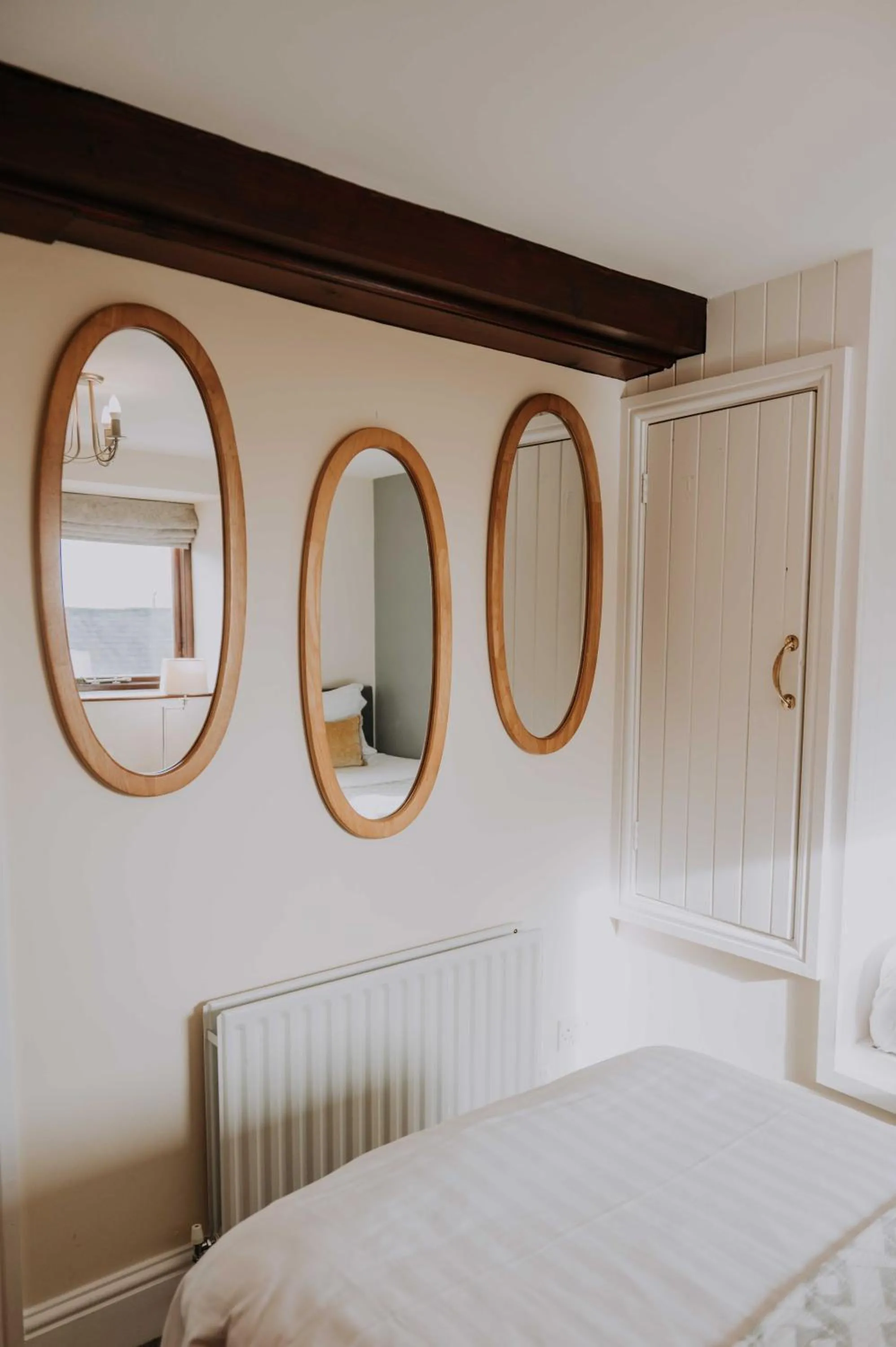 Bed in Pattys Barn Holiday Cottages, Cabins and Venue Hire