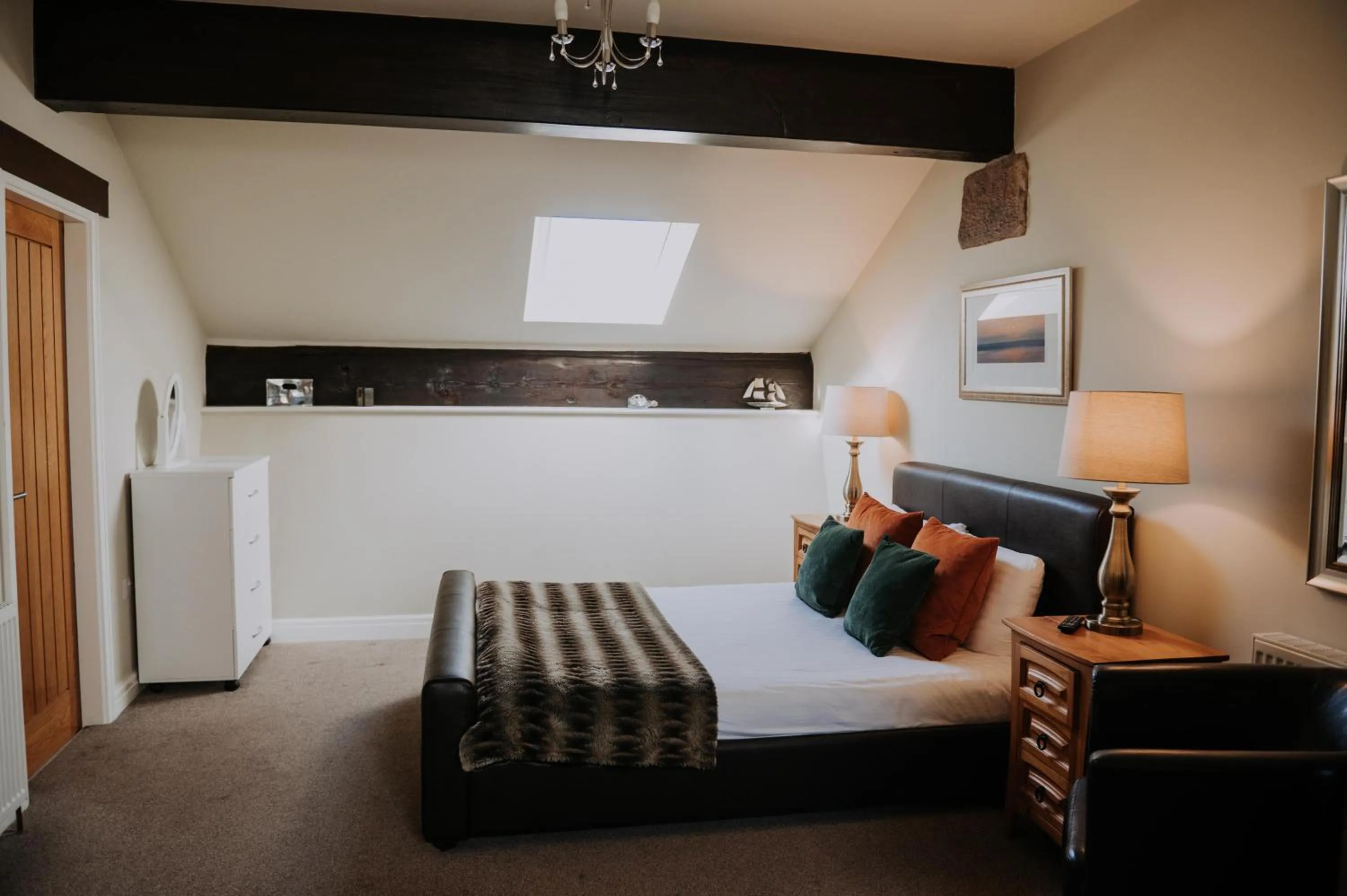 Bed in Pattys Barn Holiday Cottages, Cabins and Venue Hire