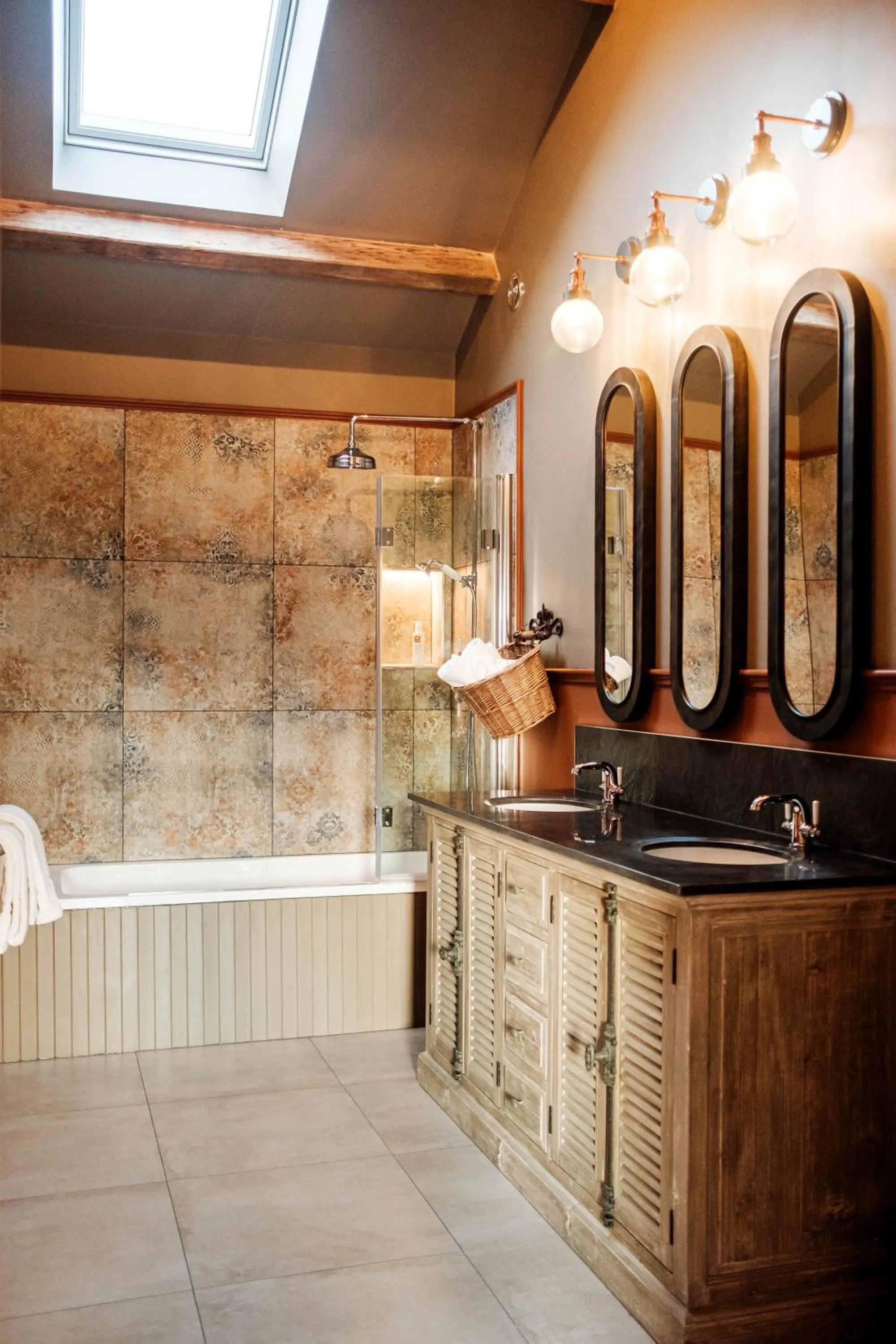 Pattys Barn Holiday Cottages, Cabins and Venue Hire