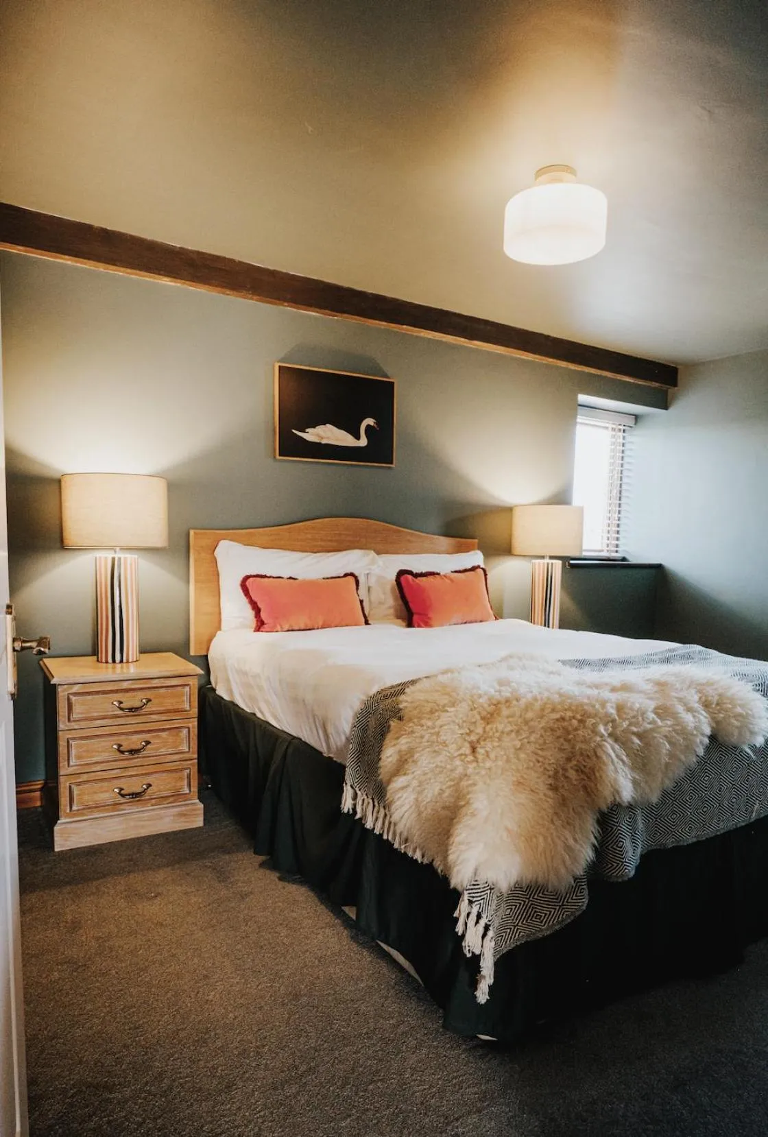 Bed in Pattys Barn Holiday Cottages, Cabins and Venue Hire
