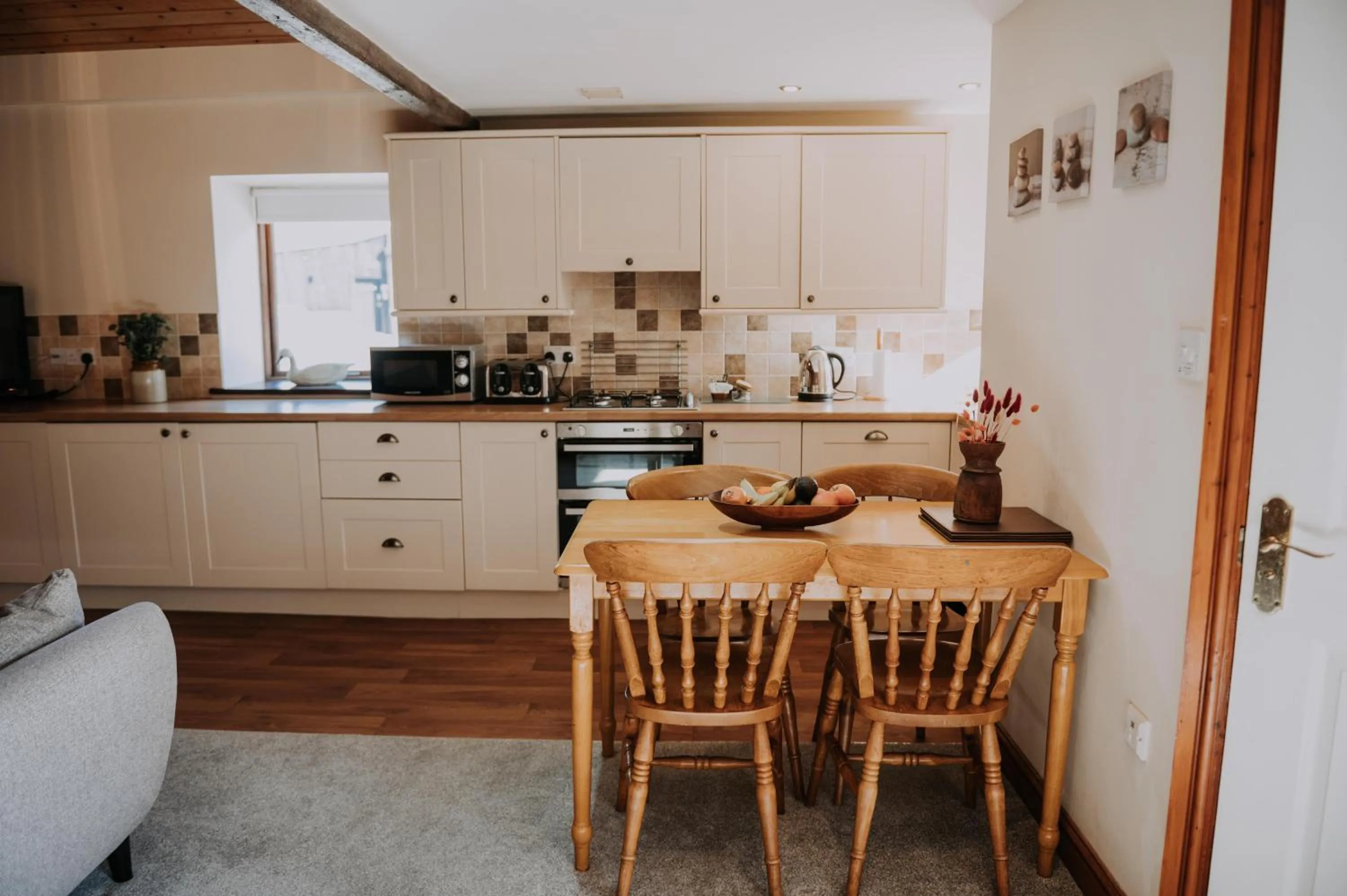 Pattys Barn Holiday Cottages, Cabins and Venue Hire