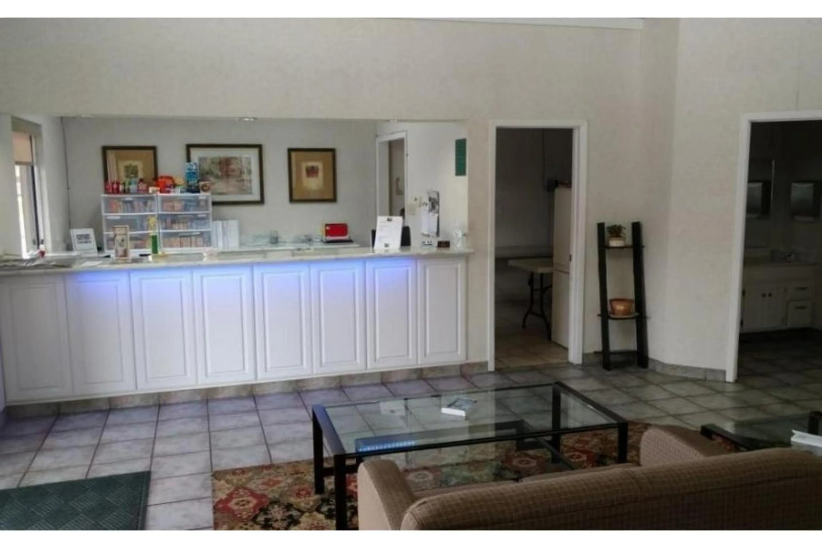 Lobby or reception in Hotel O Executive Inn & Suites Cuero Hwy 87