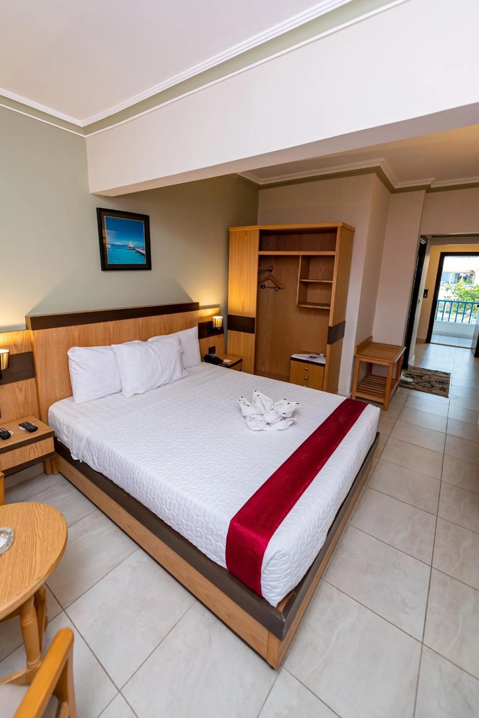 Noras Beach Hotel