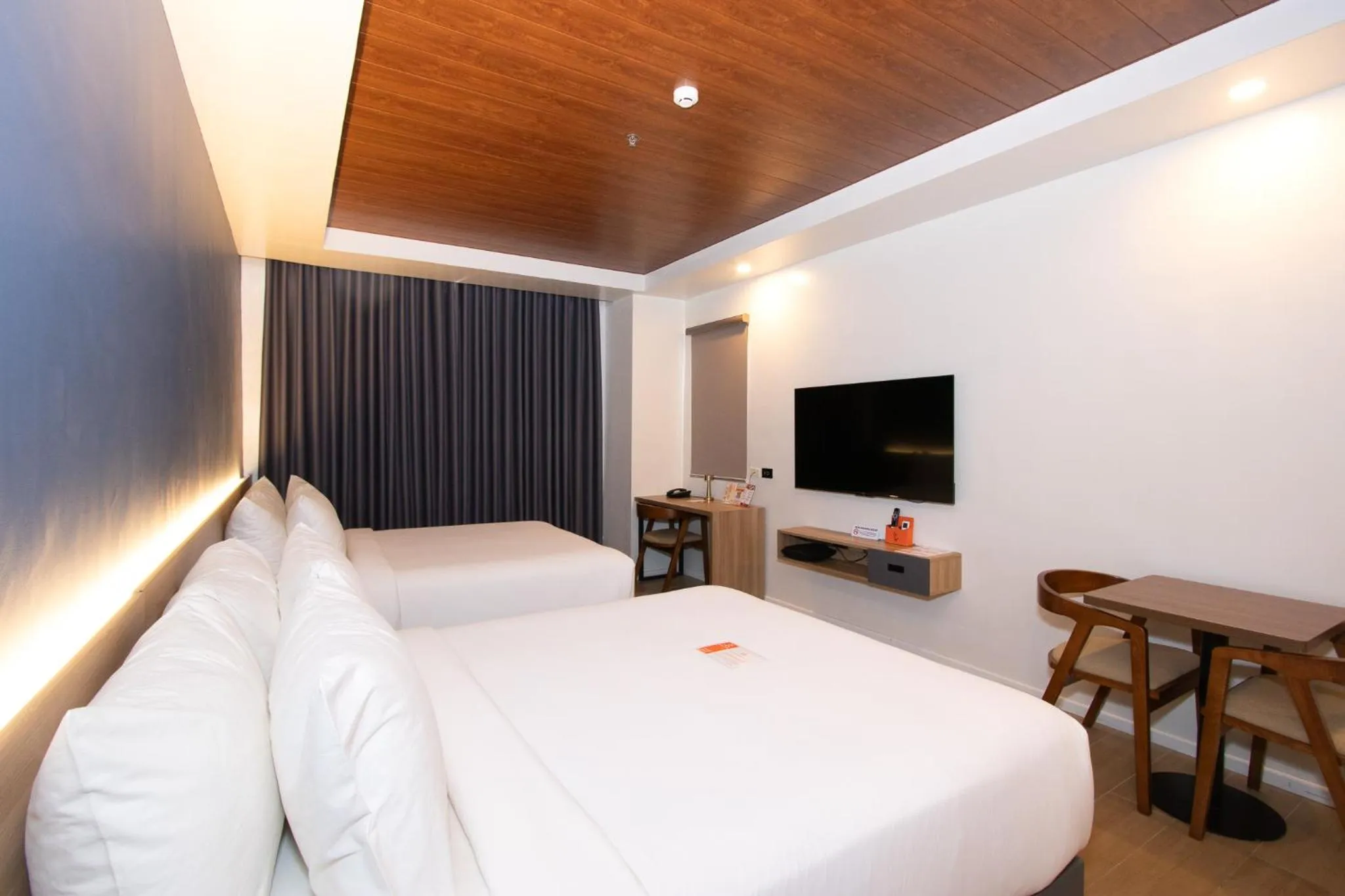 Photo of the whole room, Bed in Levo Hotel