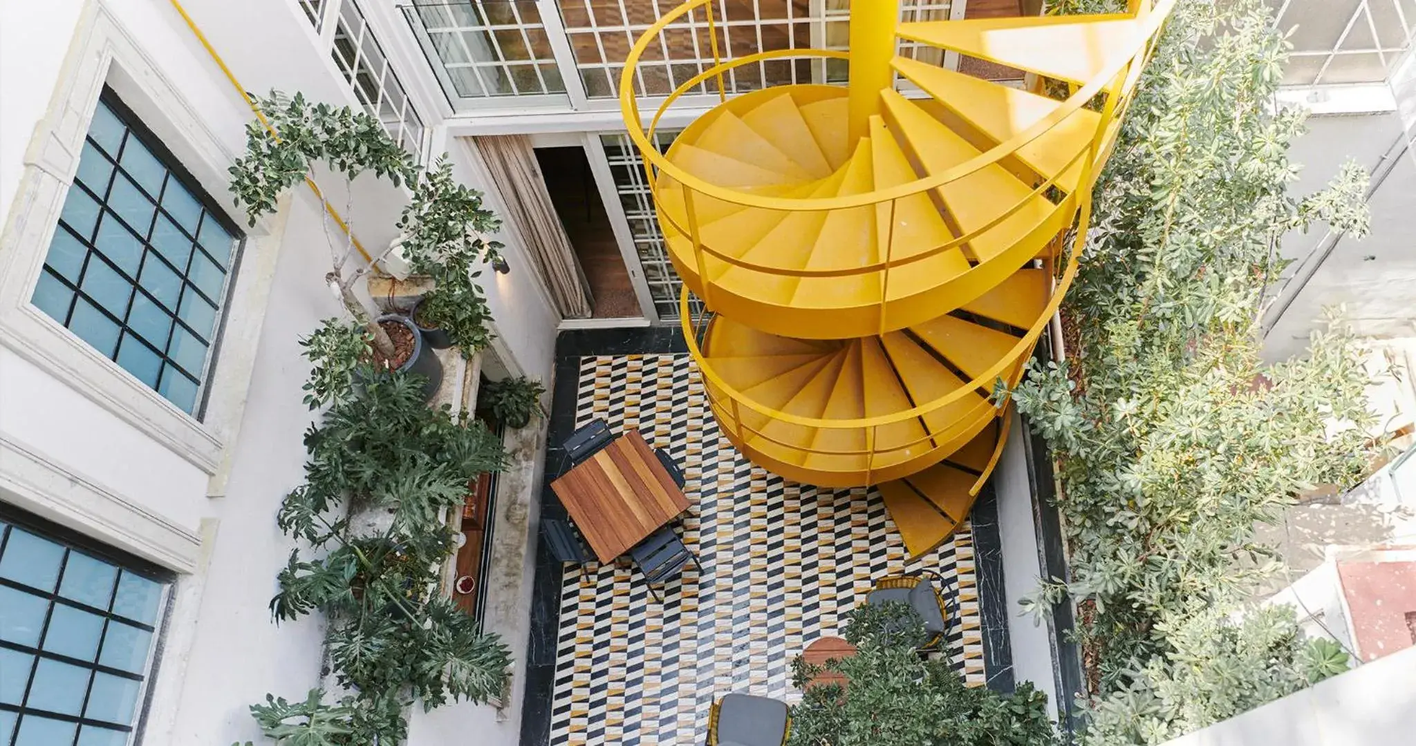 Property building in Casa Izeba Property building in Casa Izeba