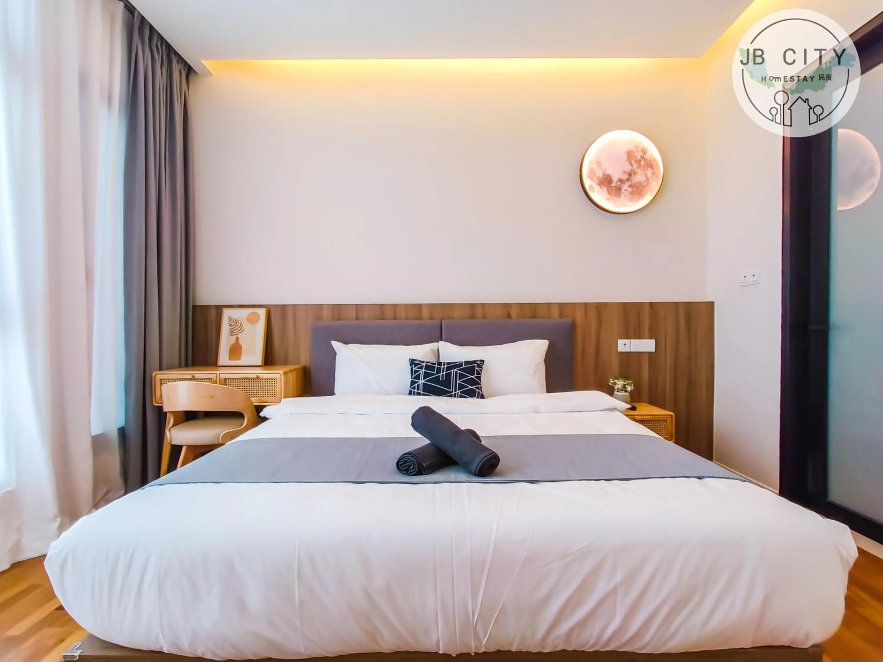 Bed in Skudai Paradigm Mall by RR JBcity