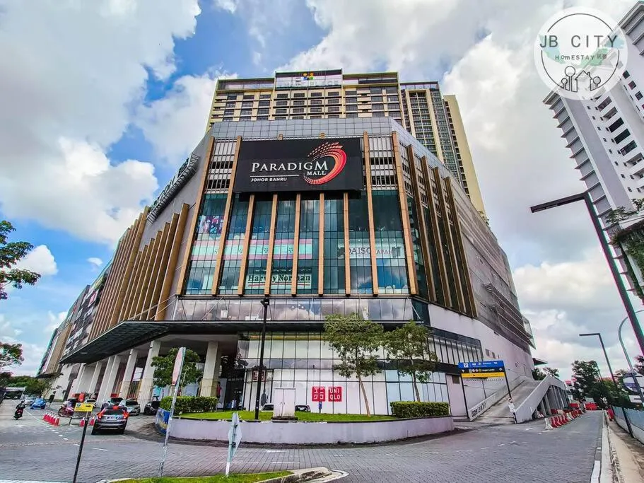 Property building in Skudai Paradigm Mall by RR JBcity