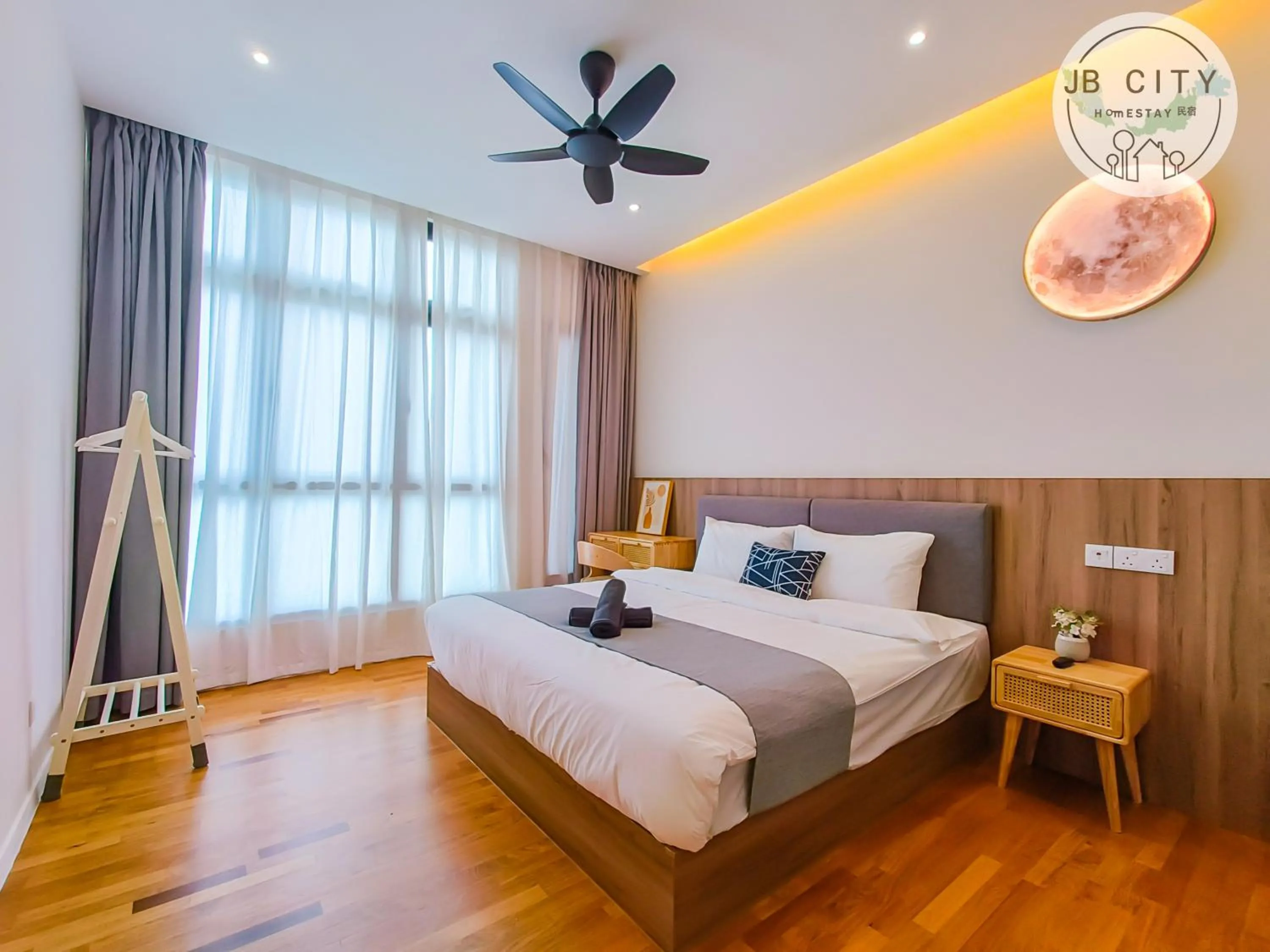 Bed in Skudai Paradigm Mall by RR JBcity
