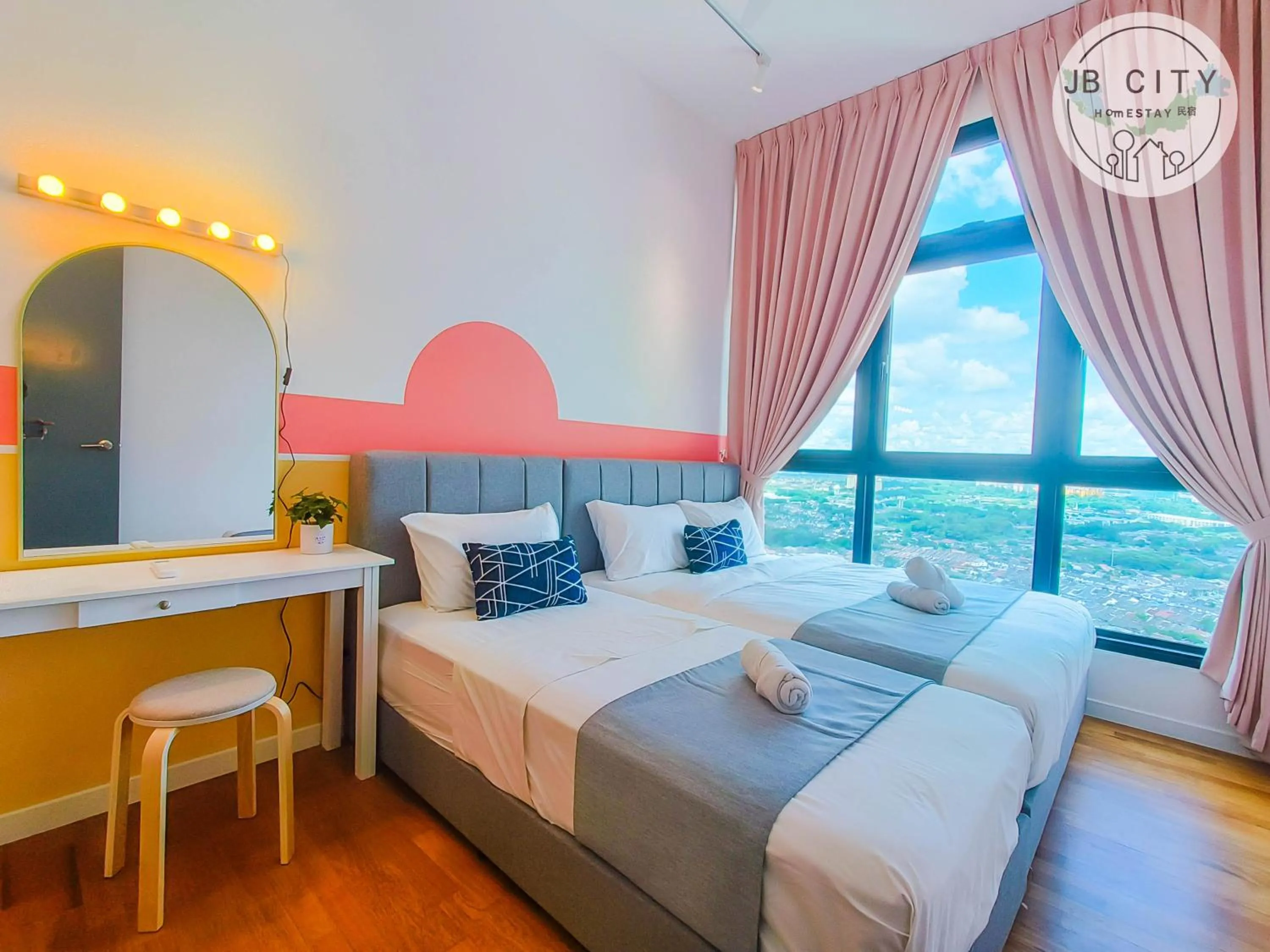 Bed in Skudai Paradigm Mall by RR JBcity