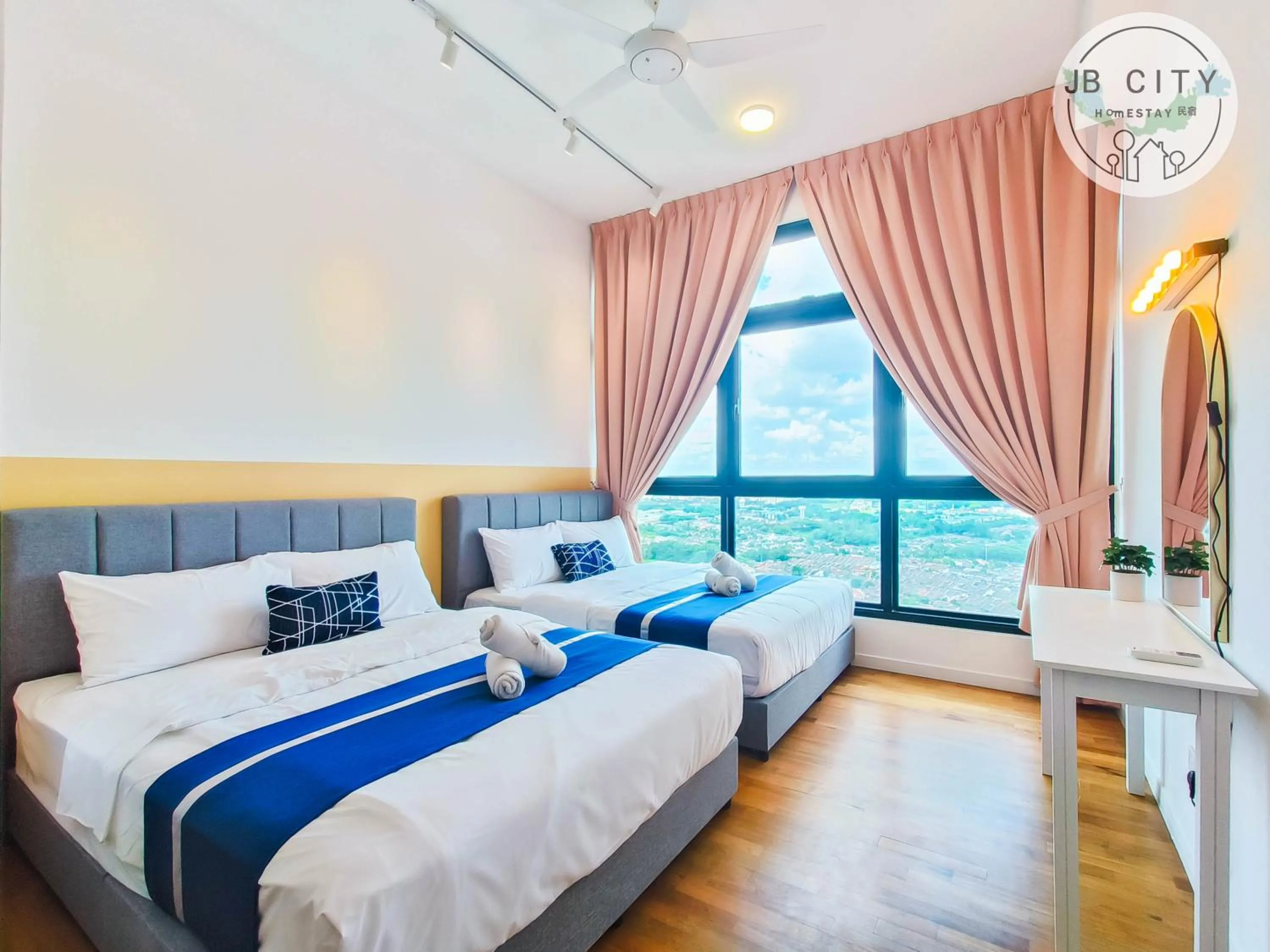 Bed in Skudai Paradigm Mall by RR JBcity