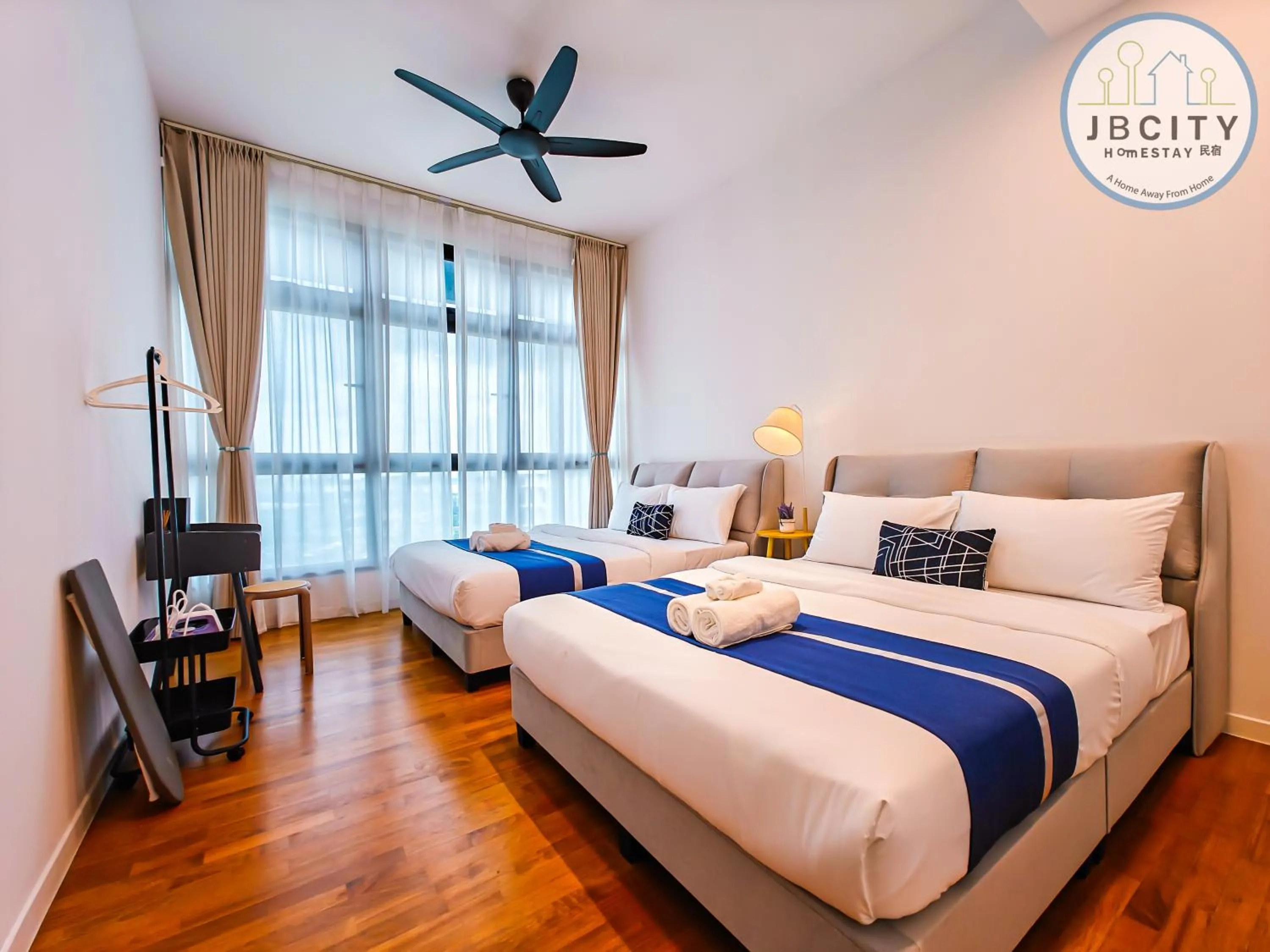 Bed in Skudai Paradigm Mall by RR JBcity