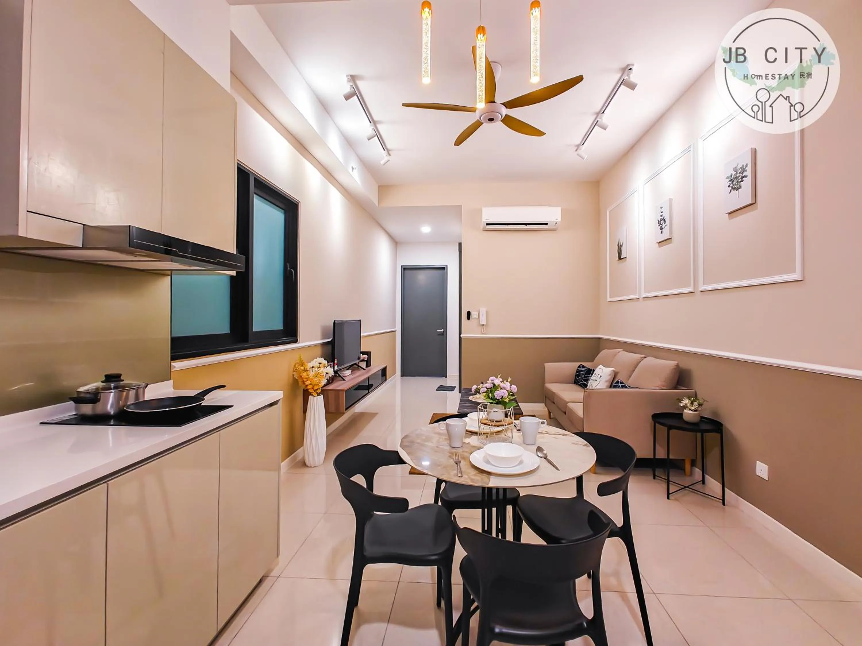 Dining area in Skudai Paradigm Mall by RR JBcity