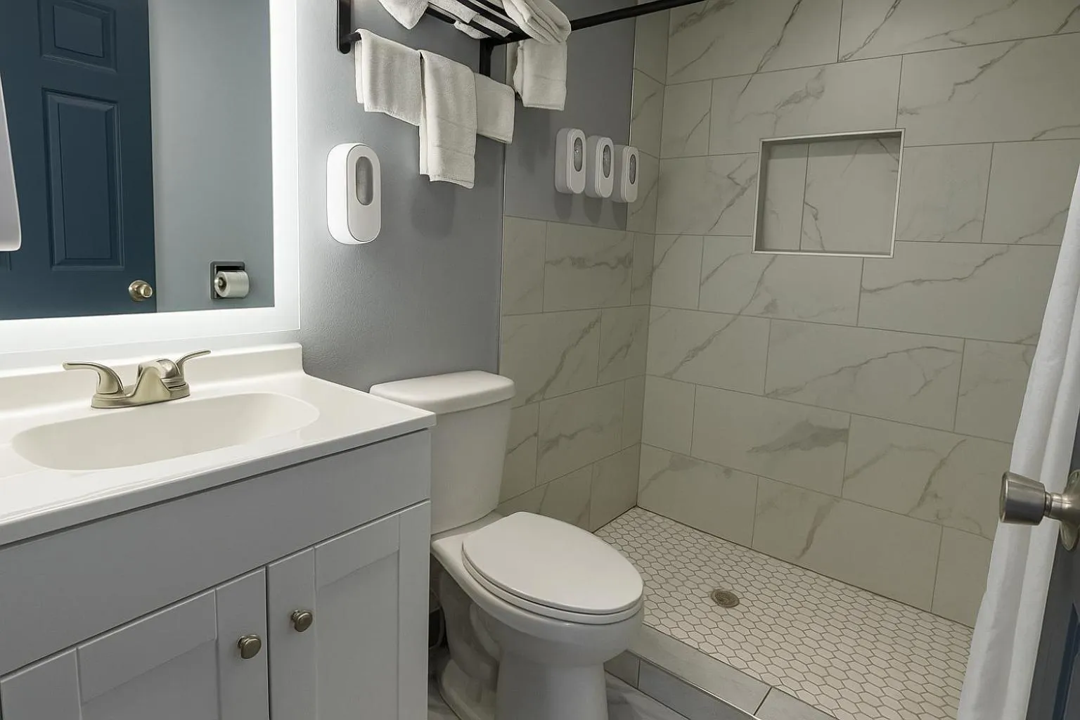 Hillsboro Inn & Suites