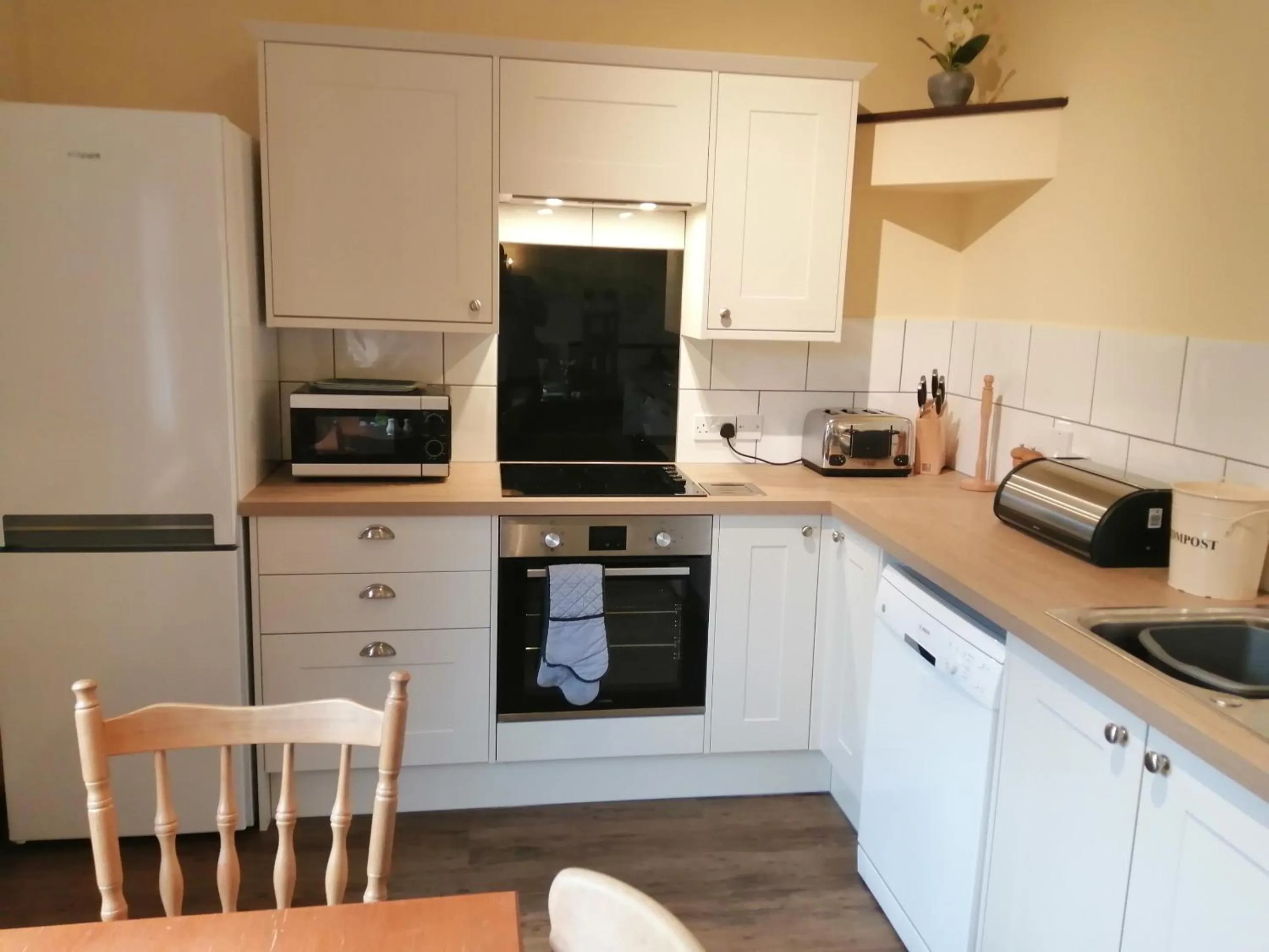 Kitchen or kitchenette in The Old Stables self catering